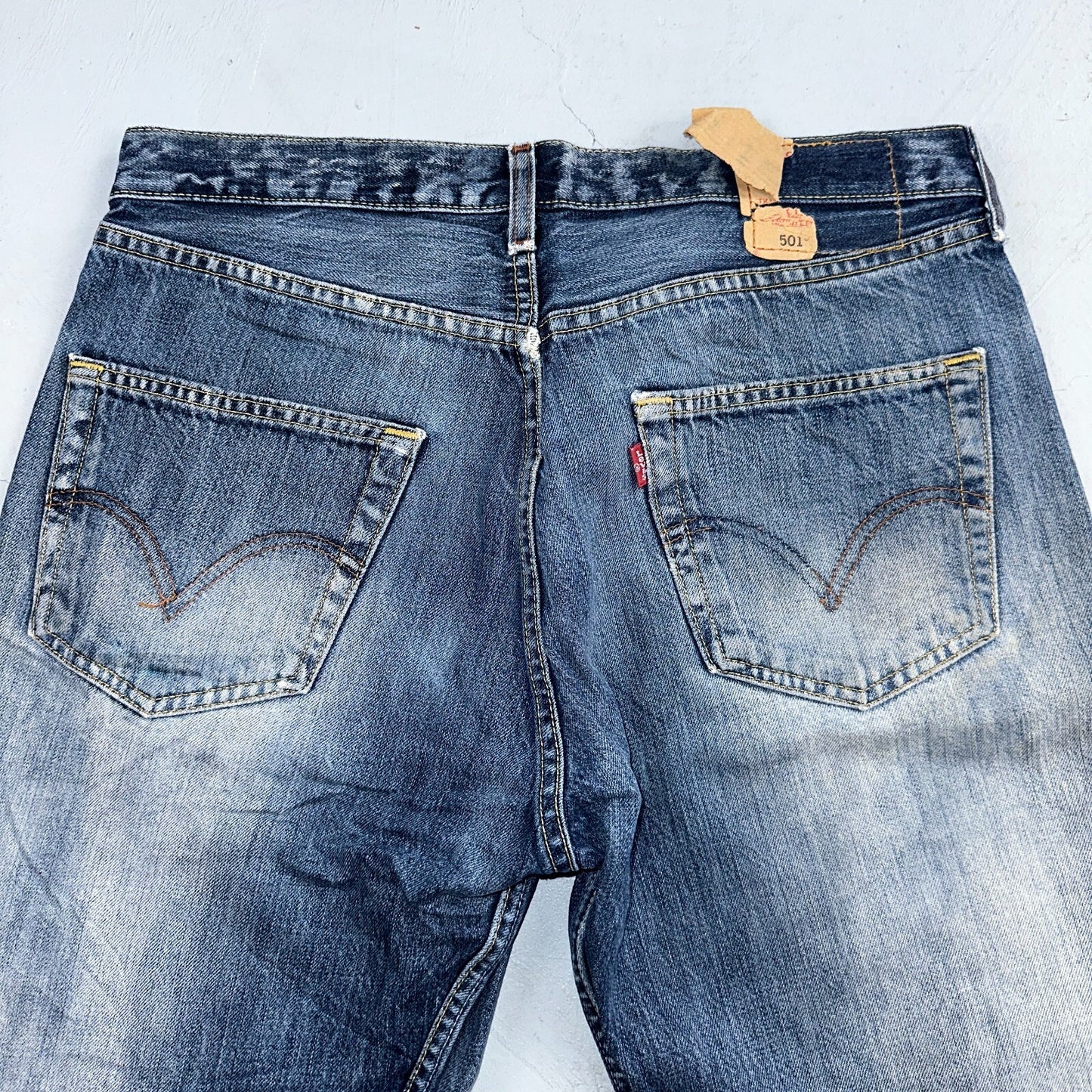 Levis 501 Vintage Y2K XX Straight Leg Jeans Blue Med Wash 33x34 Act 32x31