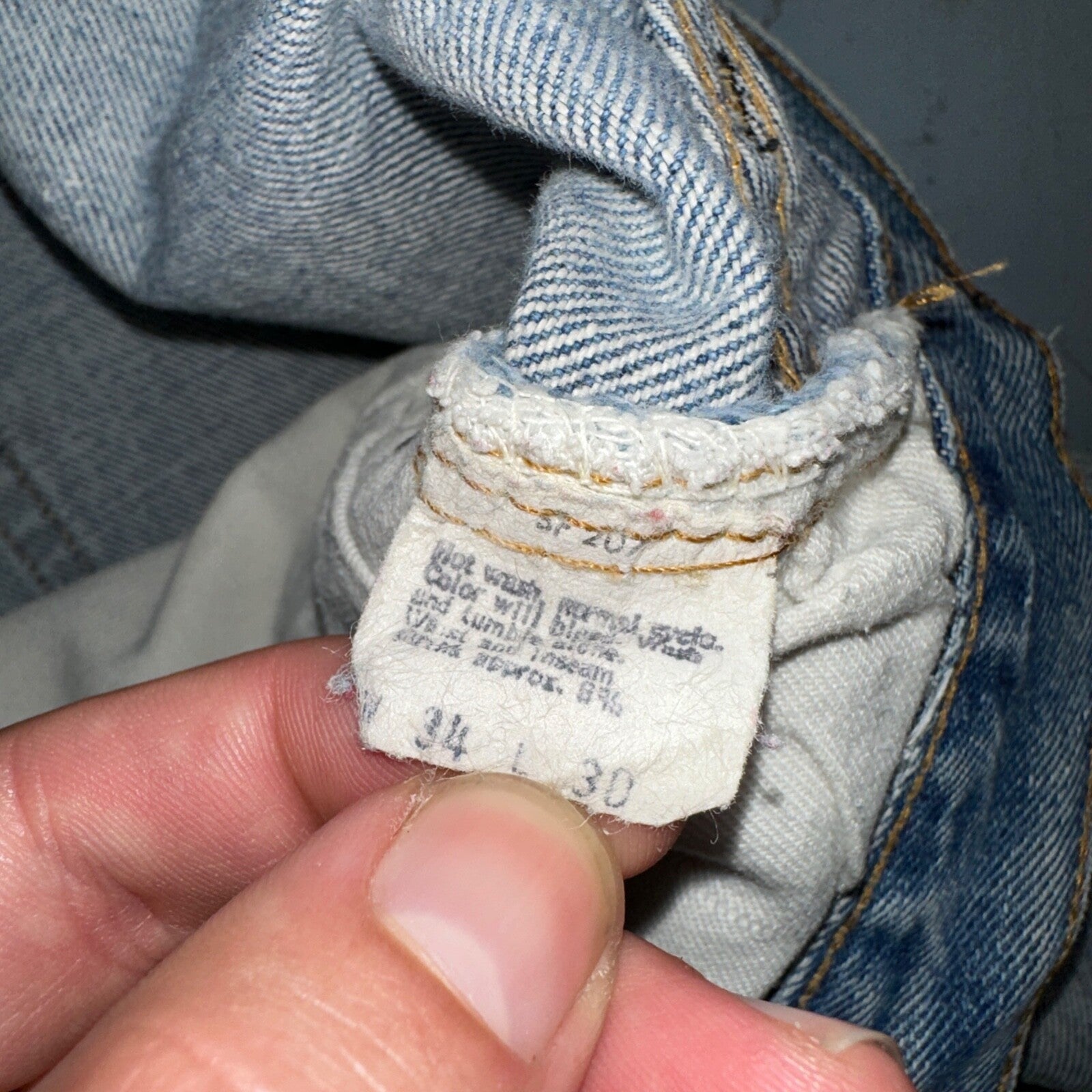 Levis 501 Vintage 80s Redline Selvedge USA XX Jeans Med Wash 34x30 Act 32x26