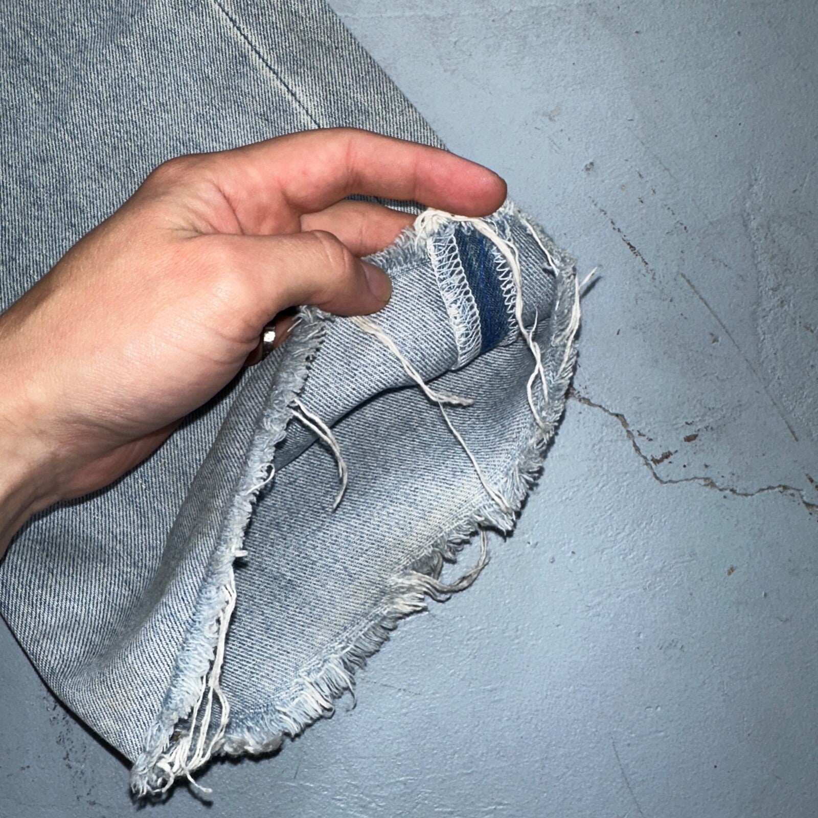 Levis 501 Vintage 90s XX Straight Leg Mexico Jeans 33x34 Light Wash Act 31x27