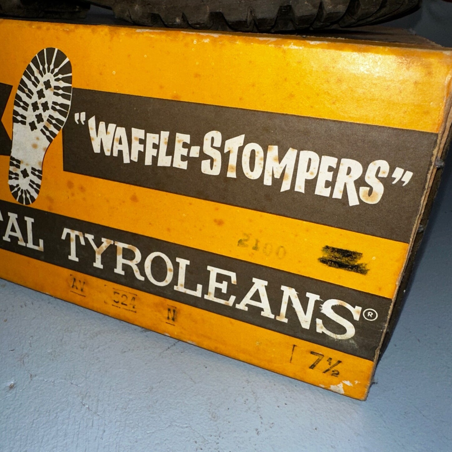 Dunham Waffle Stompers Brown Suede Leather Hiking Boots VTG Italy Size 7.5