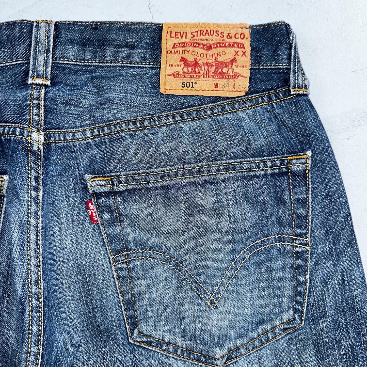 Levis 501 Vintage Y2K XX Straight Leg Jeans Blue Med Wash 34x34 Act 33x27