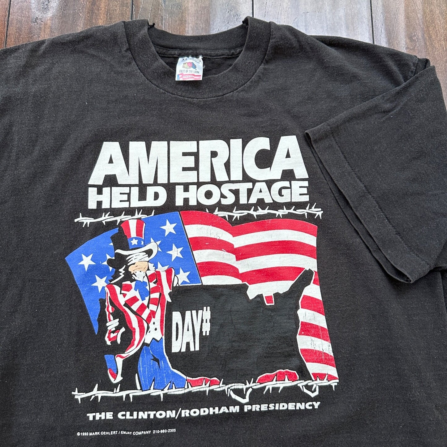 America Held Hostage USA VTG T Shirt Political Funny Democrat Republican Clinton