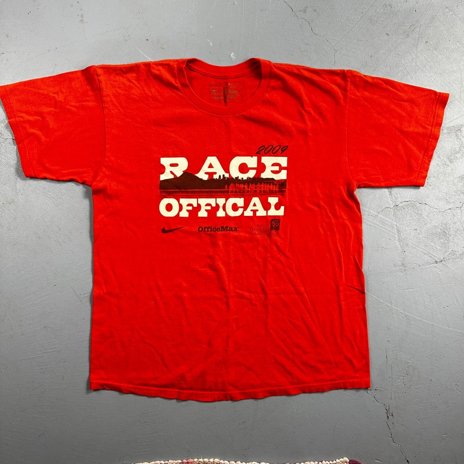 Nike Race Official Red Y2K VTG T Shirt 2009 Office Max Portland Coast Relays