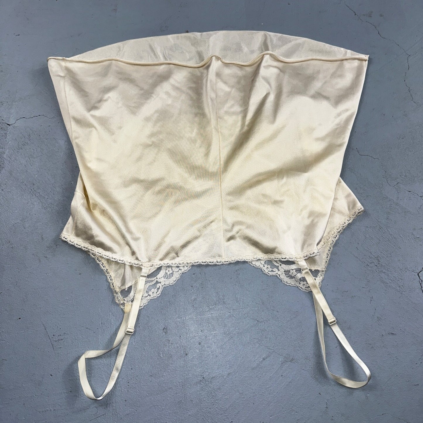 VTG Vanity Fair 1970s Lingerie Slip Dress Sleepwear Full Sweep Crop Lace