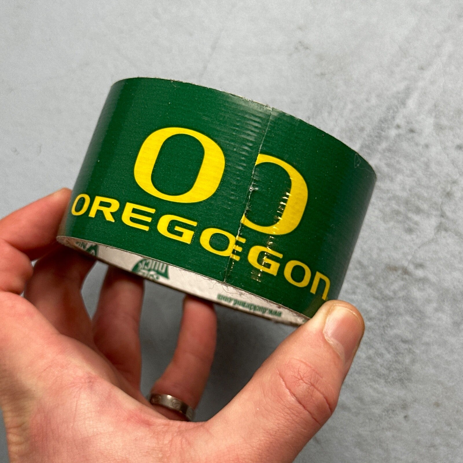 University of Oregon Ducks - Duck Tape, NCAA Duct Tape Crafts Fans USED RARE