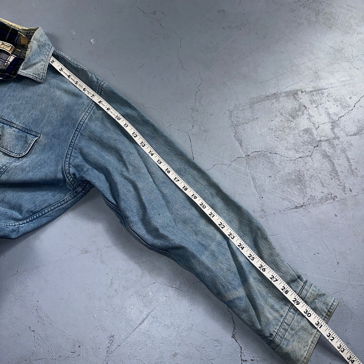 VTG USA Made LL Bean Flannel Lined Worn Distressed Denim Shirt Size L Farm Core