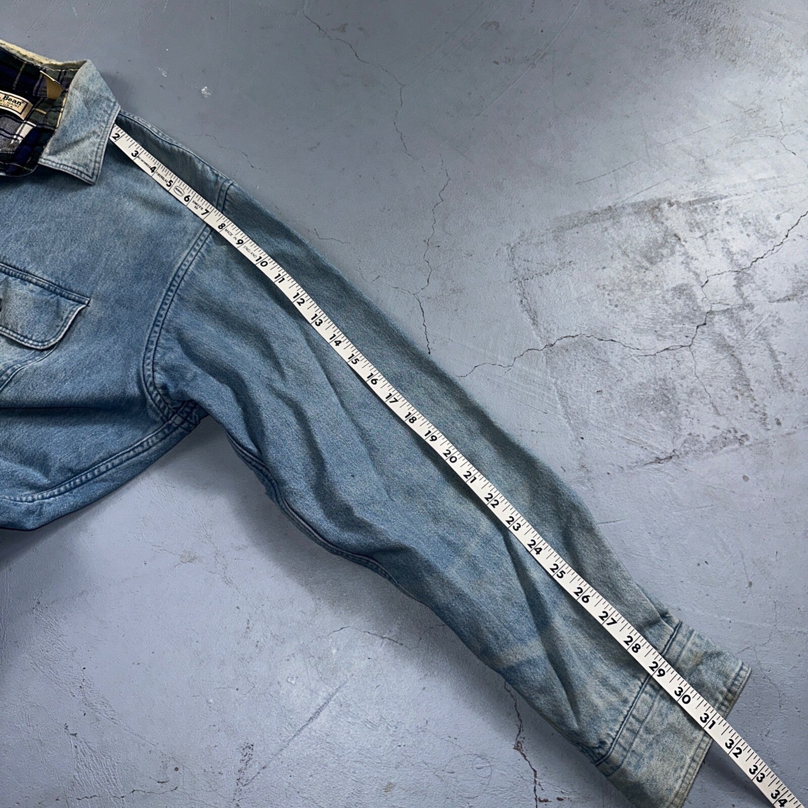 VTG USA Made LL Bean Flannel Lined Worn Distressed Denim Shirt Size L Farm Core