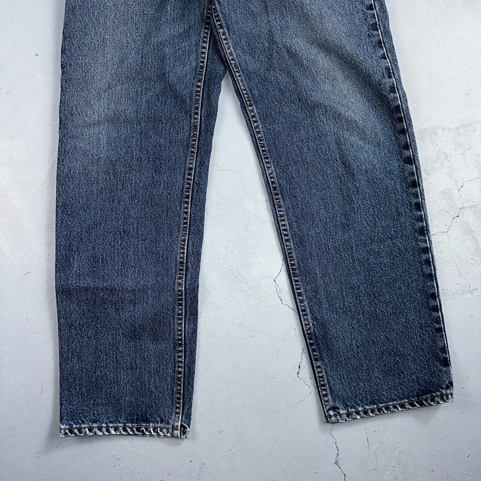 Levis 550 Vintage 90s USA Red Tab Relaxed USA Blue Med Wash Jeans 32x32 Ac 31x30