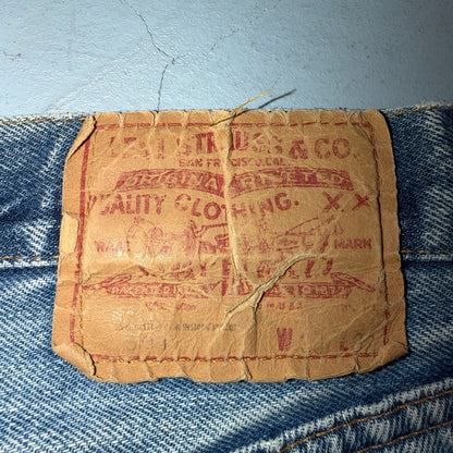 Levis 501 Vintage 80s Redline Selvedge USA XX Jeans Light Wash 30x32 Act 29x28
