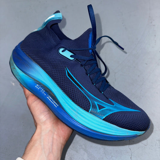 Mizuno Mens Sneakers Blue Size 11 Neo Vista Running Breathable Comfort Light