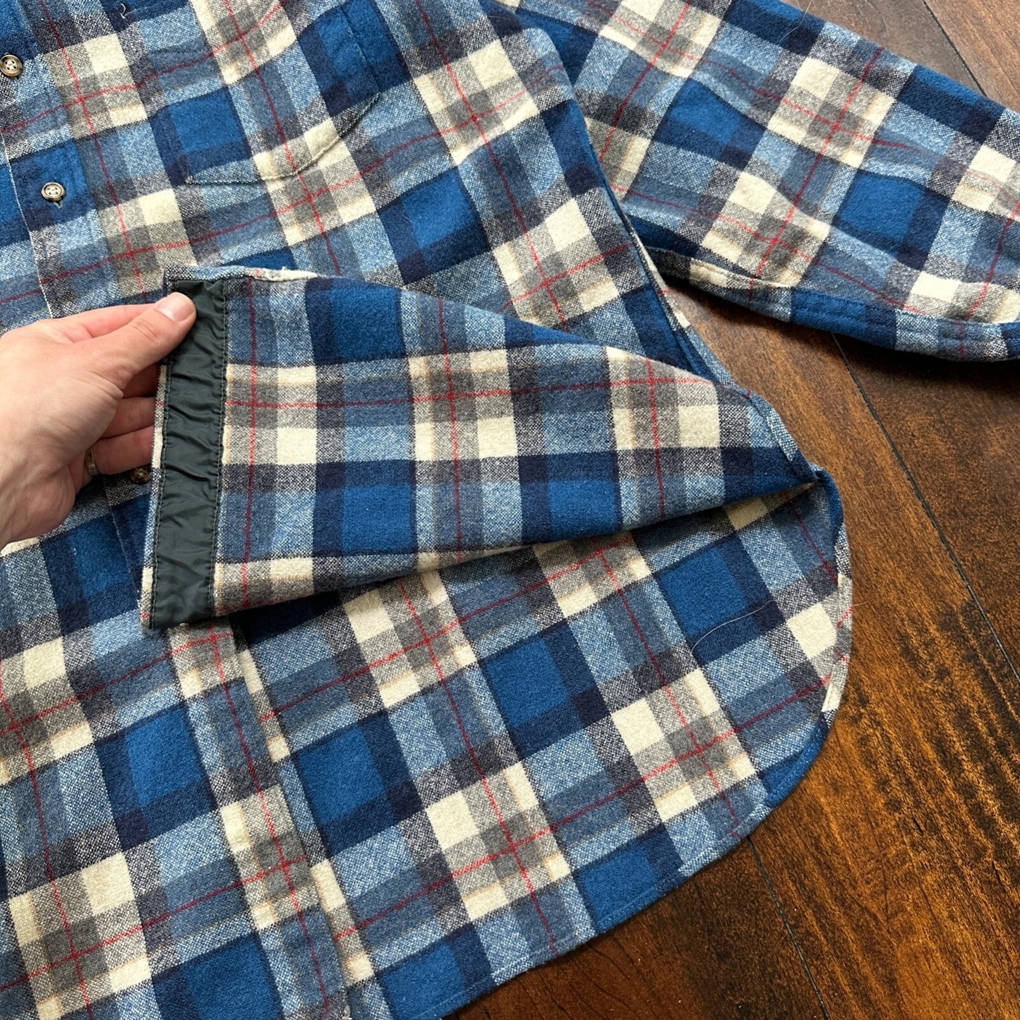 PENDLETON VTG LODGE WOOL FLANNEL L/S SHIRT 80s 70s USA Plaid sz L Shirt