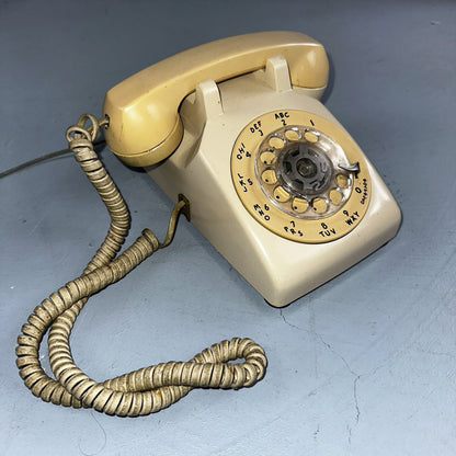Vintage Bell System Western Electric Rotary Dial Desk Phone 500DM White Yellow