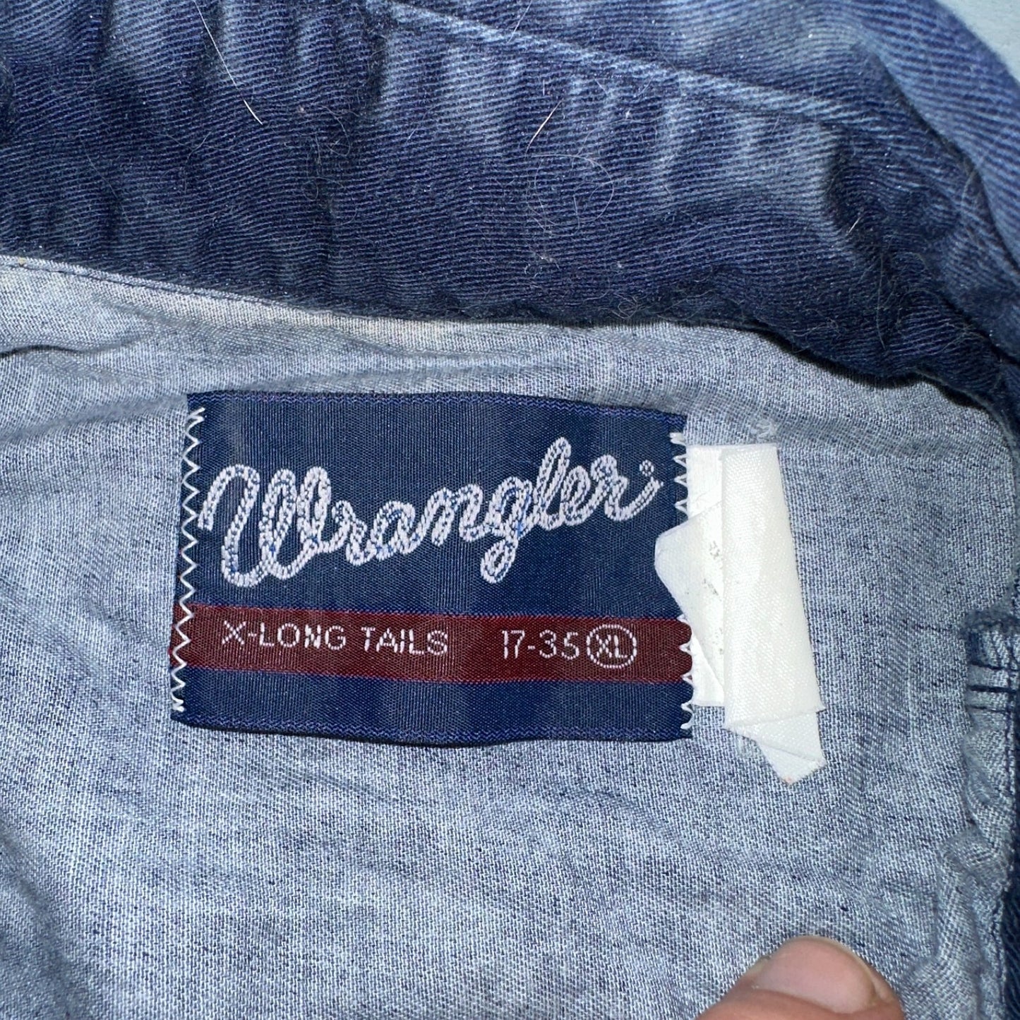 Wrangler Shirt VTG Mens 17 35 Red Blue Checked Long Tails Long Sleeve Aztec