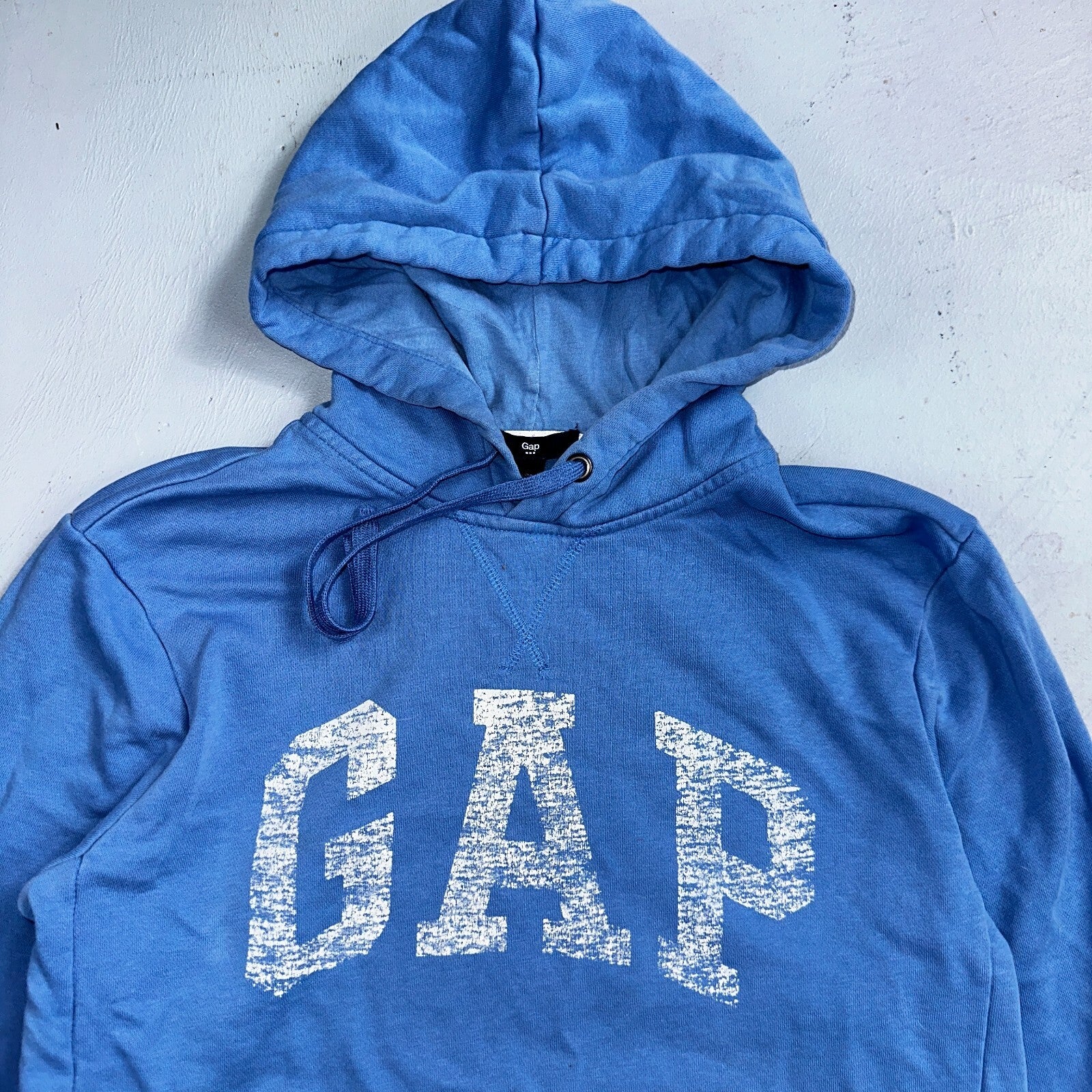 GAP Hoodie Mens Small Blue Navy Lightweight Spellout Casual Sweater Sweatshirt