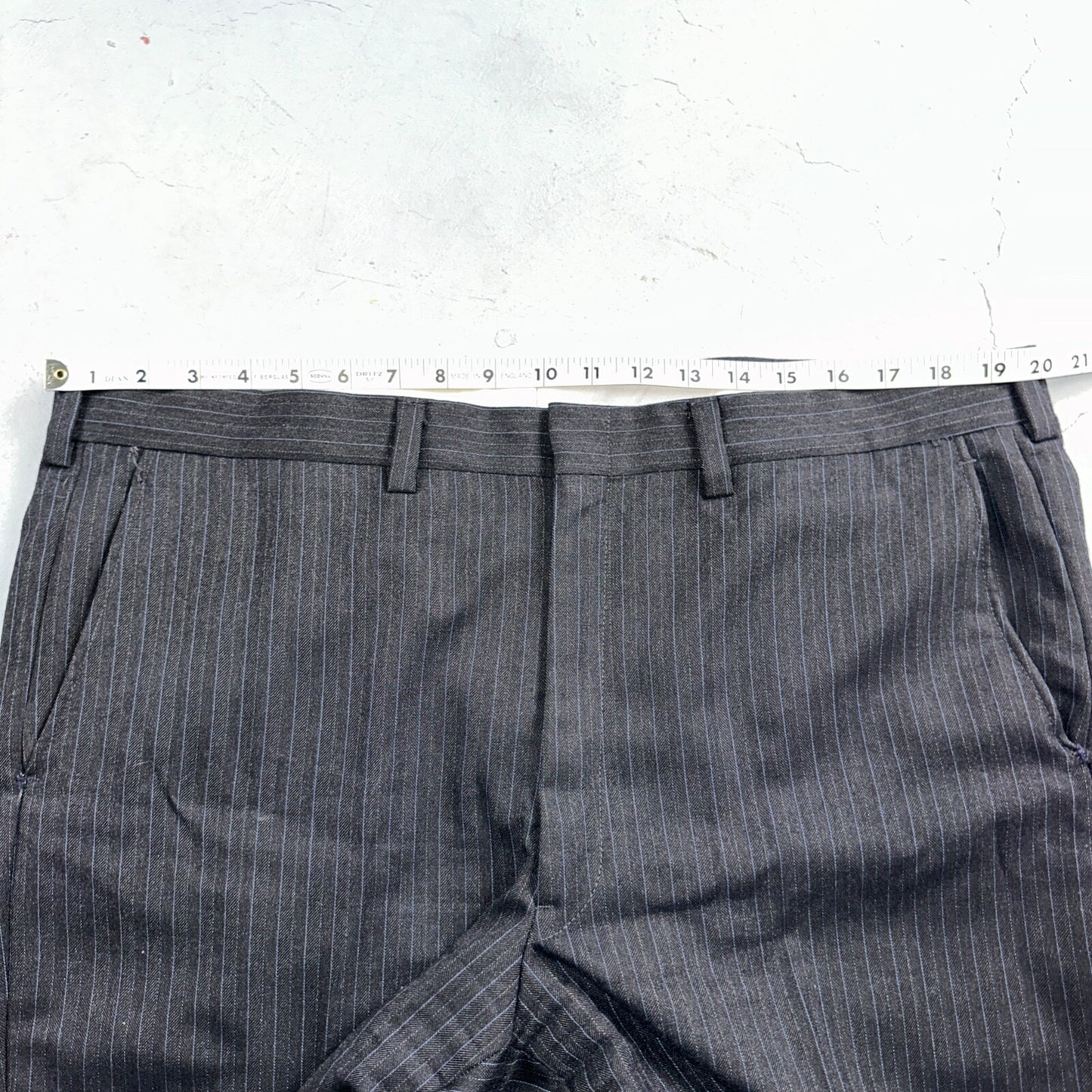 VTG Botany 500 Couture 42 USA MADE 2Pc Black/Gray Pinstriped Wool Suit