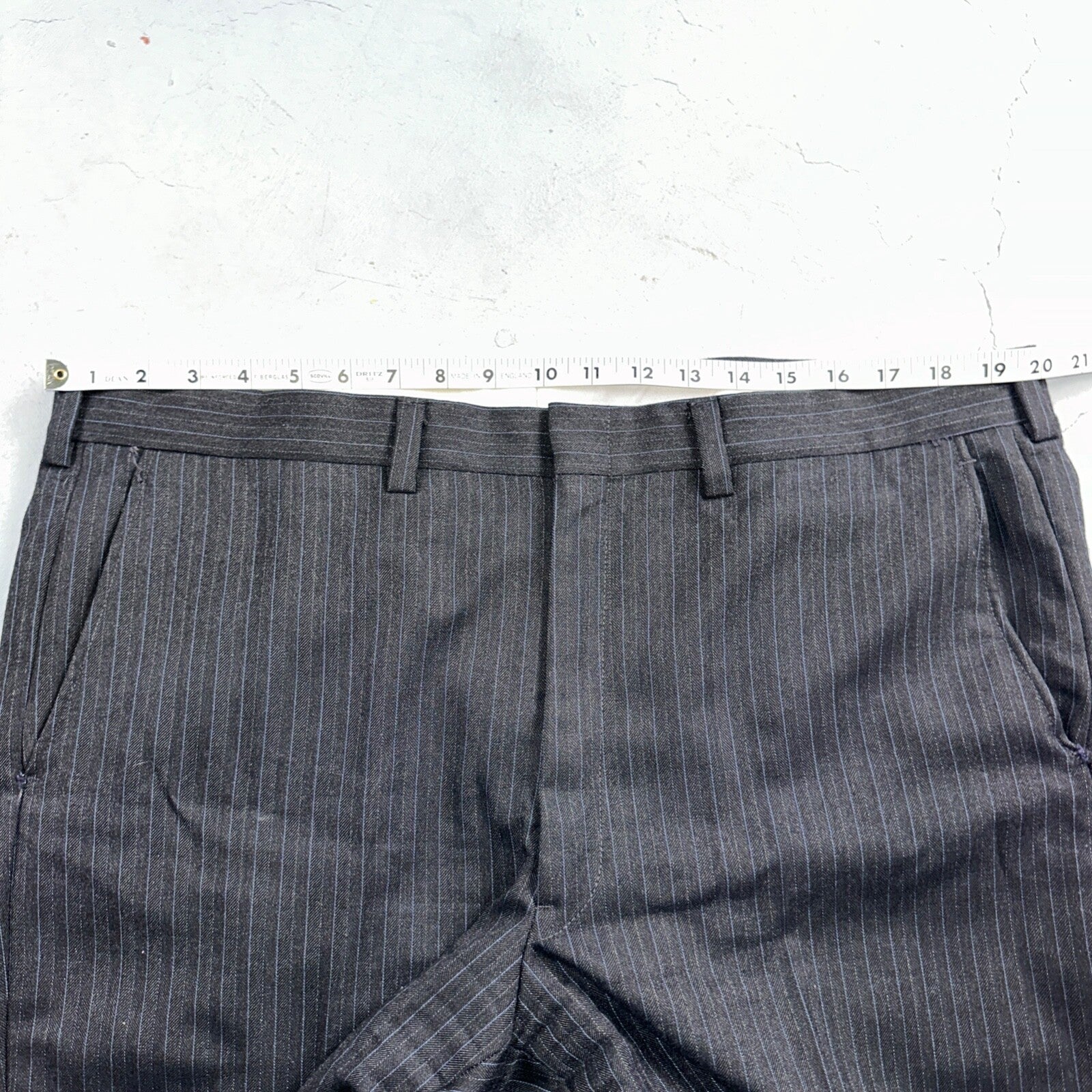 VTG Botany 500 Couture 42 USA MADE 2Pc Black/Gray Pinstriped Wool Suit