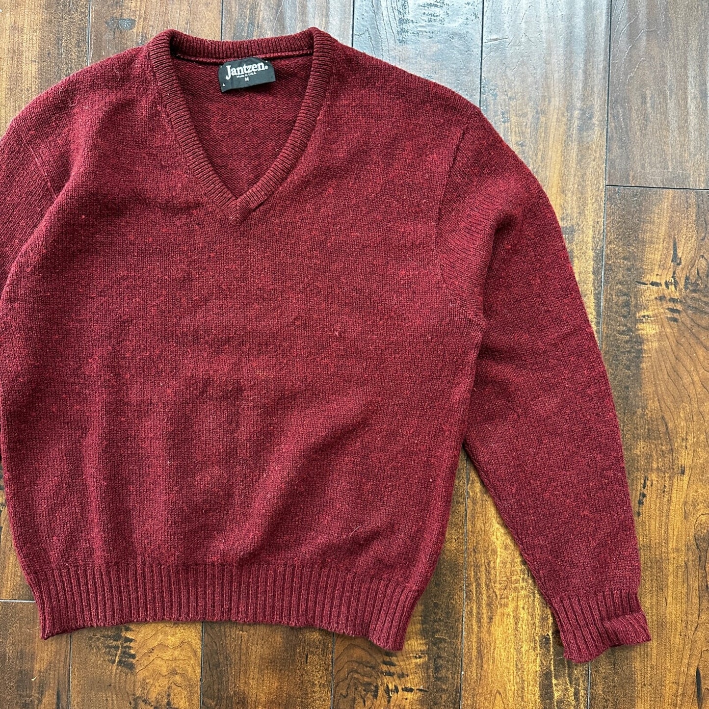 Vintage Jantzen Sweater Men's M Red Pullover Blank Solid USA Made 80s
