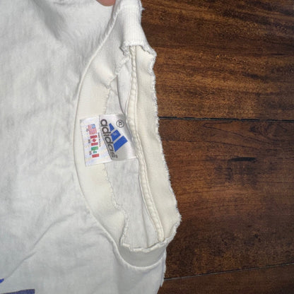 Adidas White Short Sleeve Vintage T Shirt Logo Thrashed 90s Y2K Cut Torn Rap