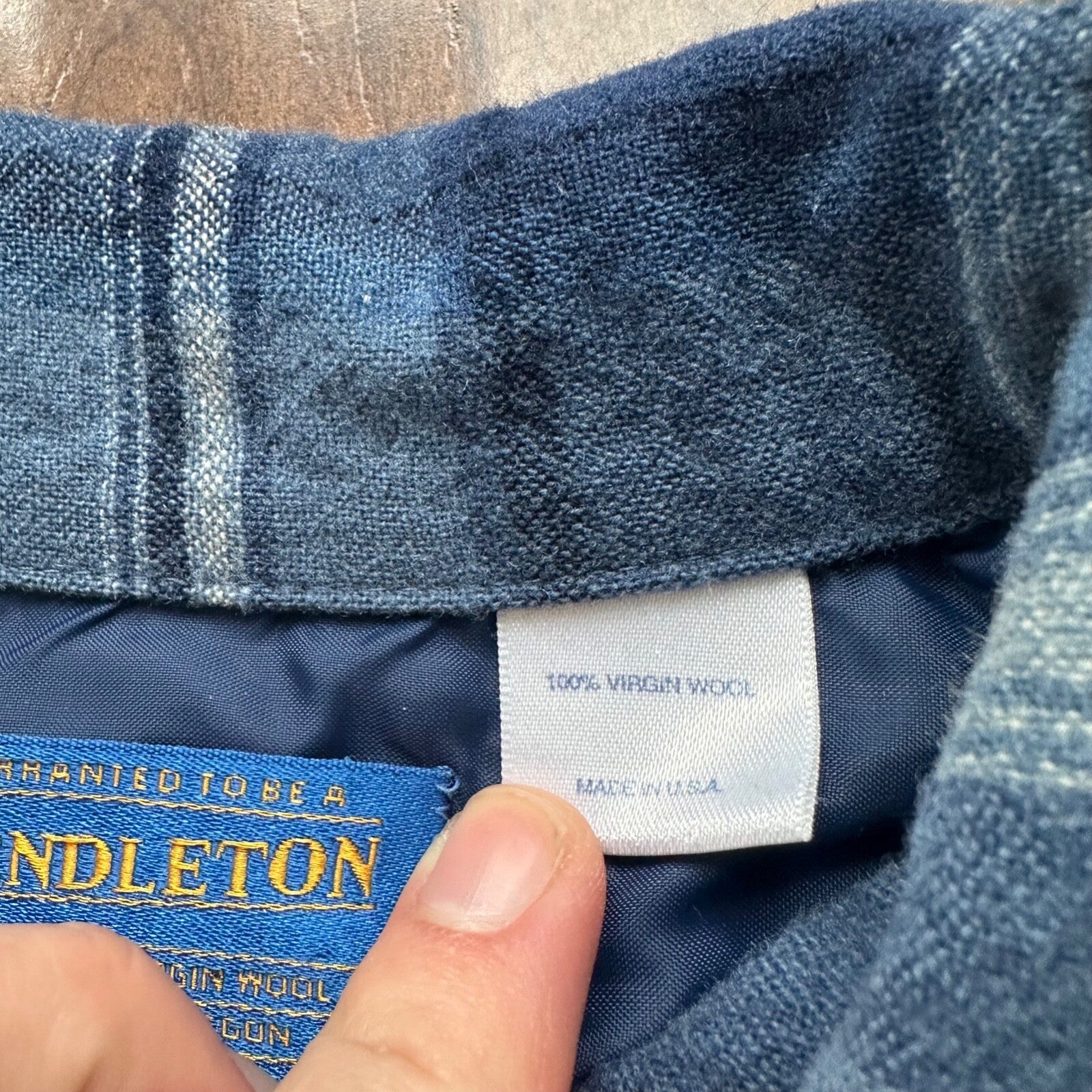 VTG USA Pendleton Board Shirt Mens M Virgin Wool Plaid Flannel Button Up Blue