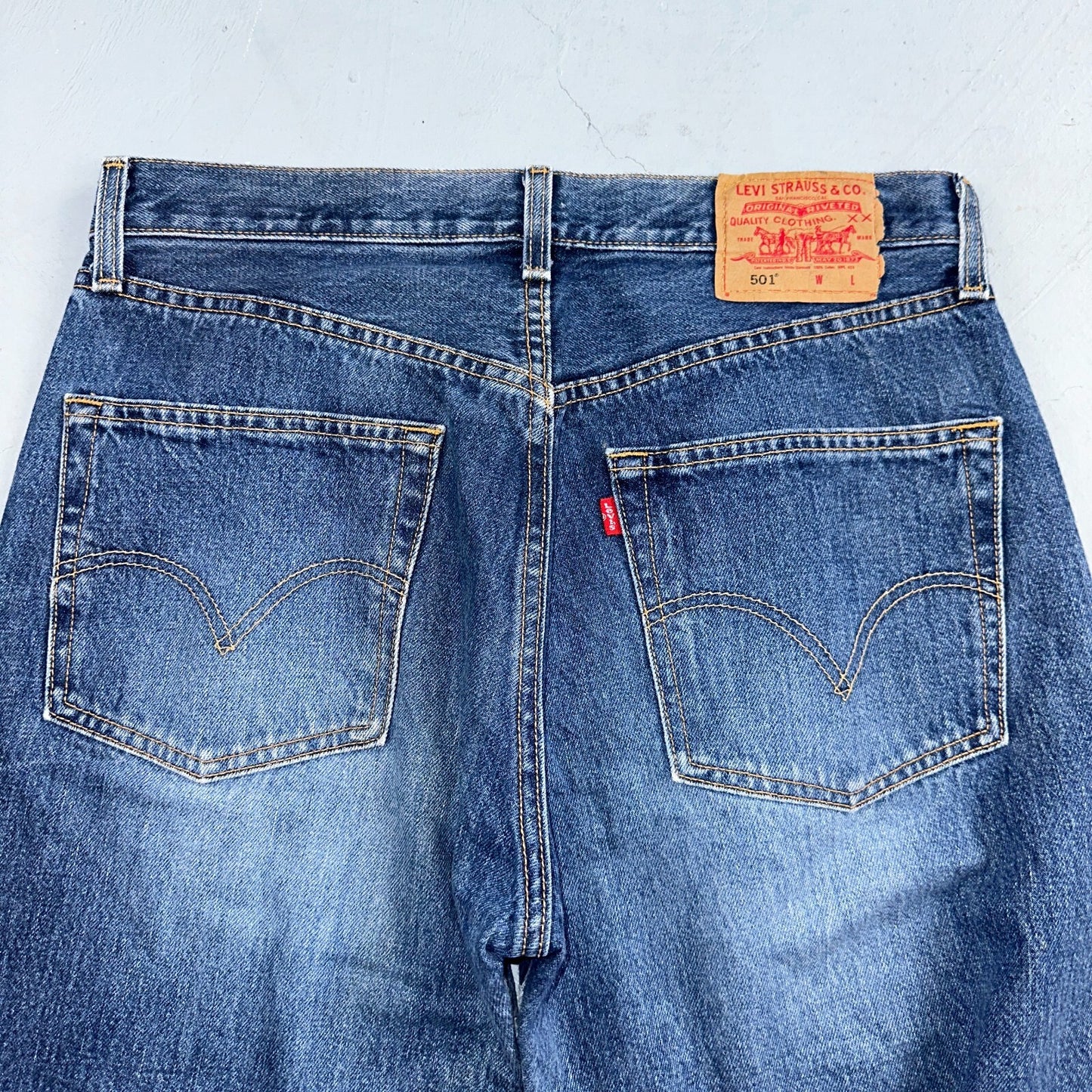 Levis 501 Vintage 90s XX Straight Leg Jeans Y2K Med Wash 33x32 Act 32x31