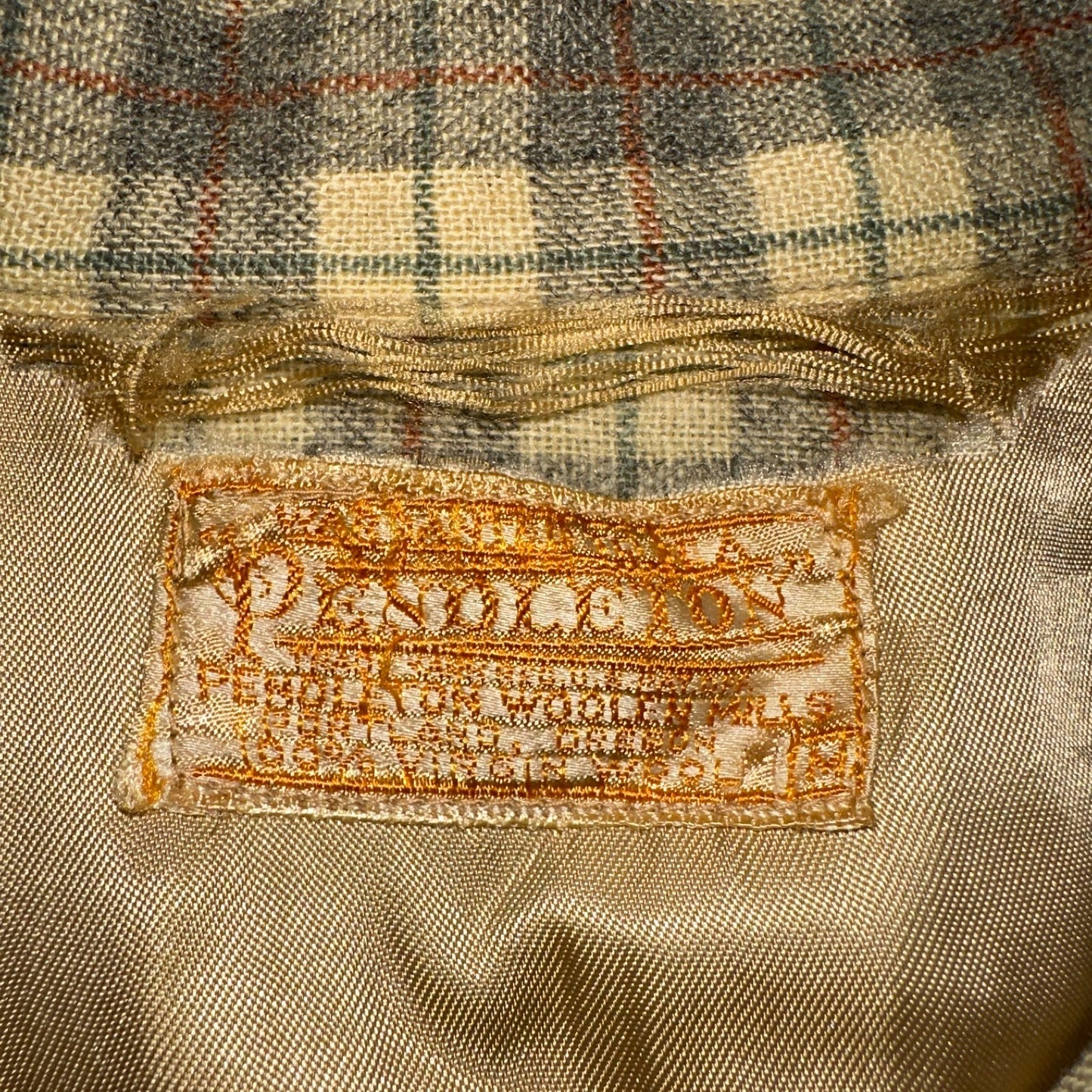 Pendleton VTG Board Shirt Plaid 100% Wool Button Down Size M Plaid 1960s Camp