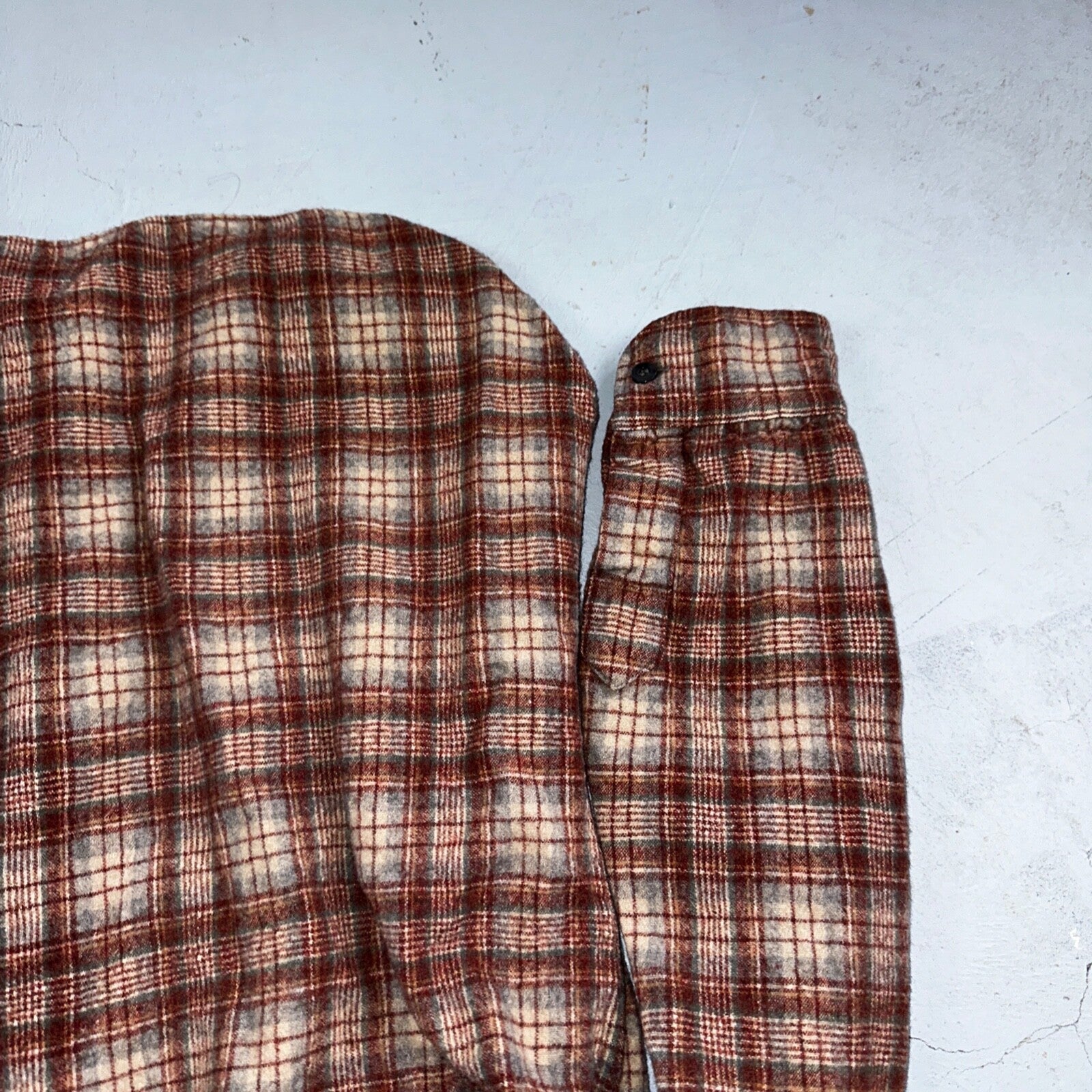 Pendleton Vintage 70s Woolen Mills Virgin Wool Lodge Shirt Red Plaid Mens L