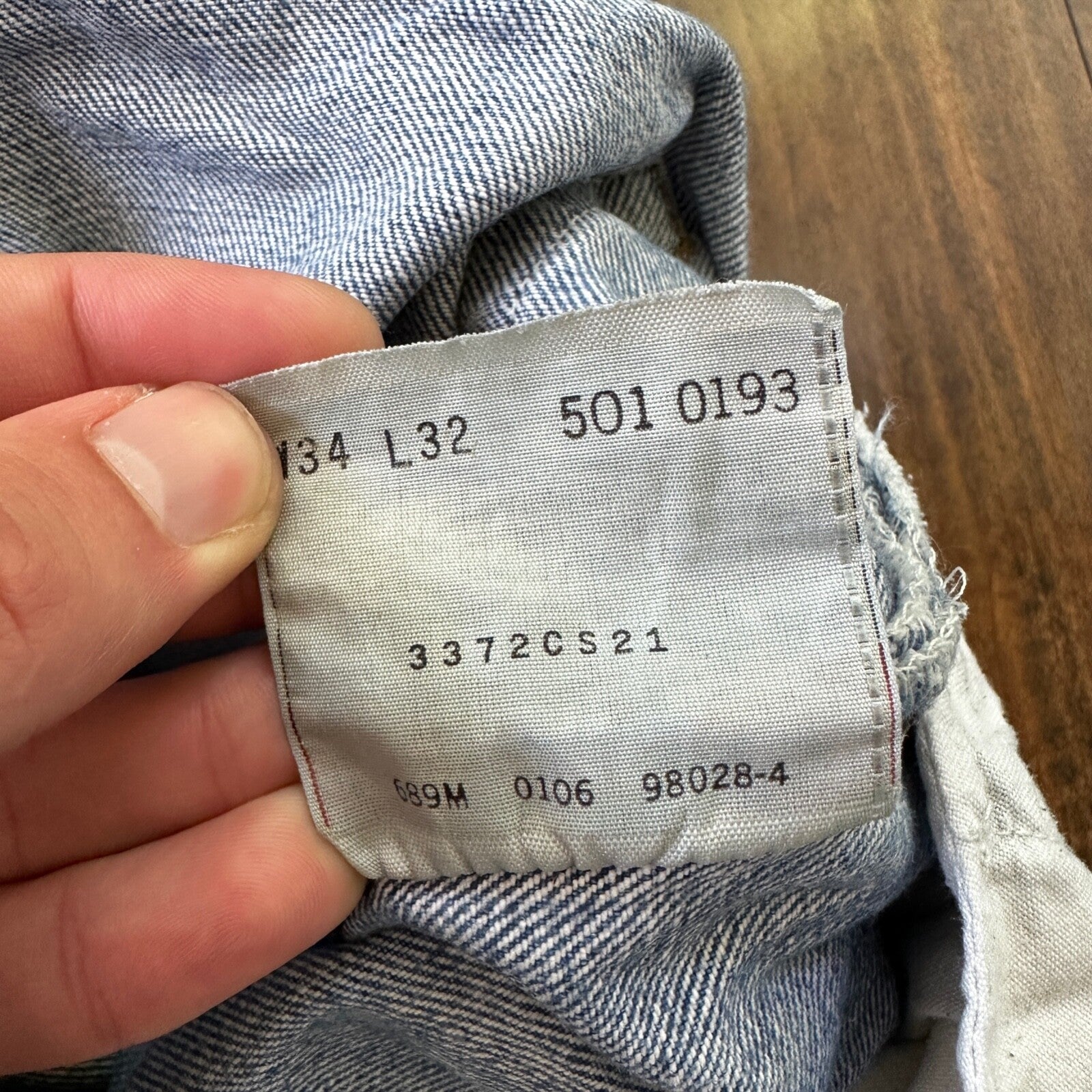 Levis 501 Vintage Y2K Straight Leg XX 2000s Jeans 34x32 Light Wash Act 32x30