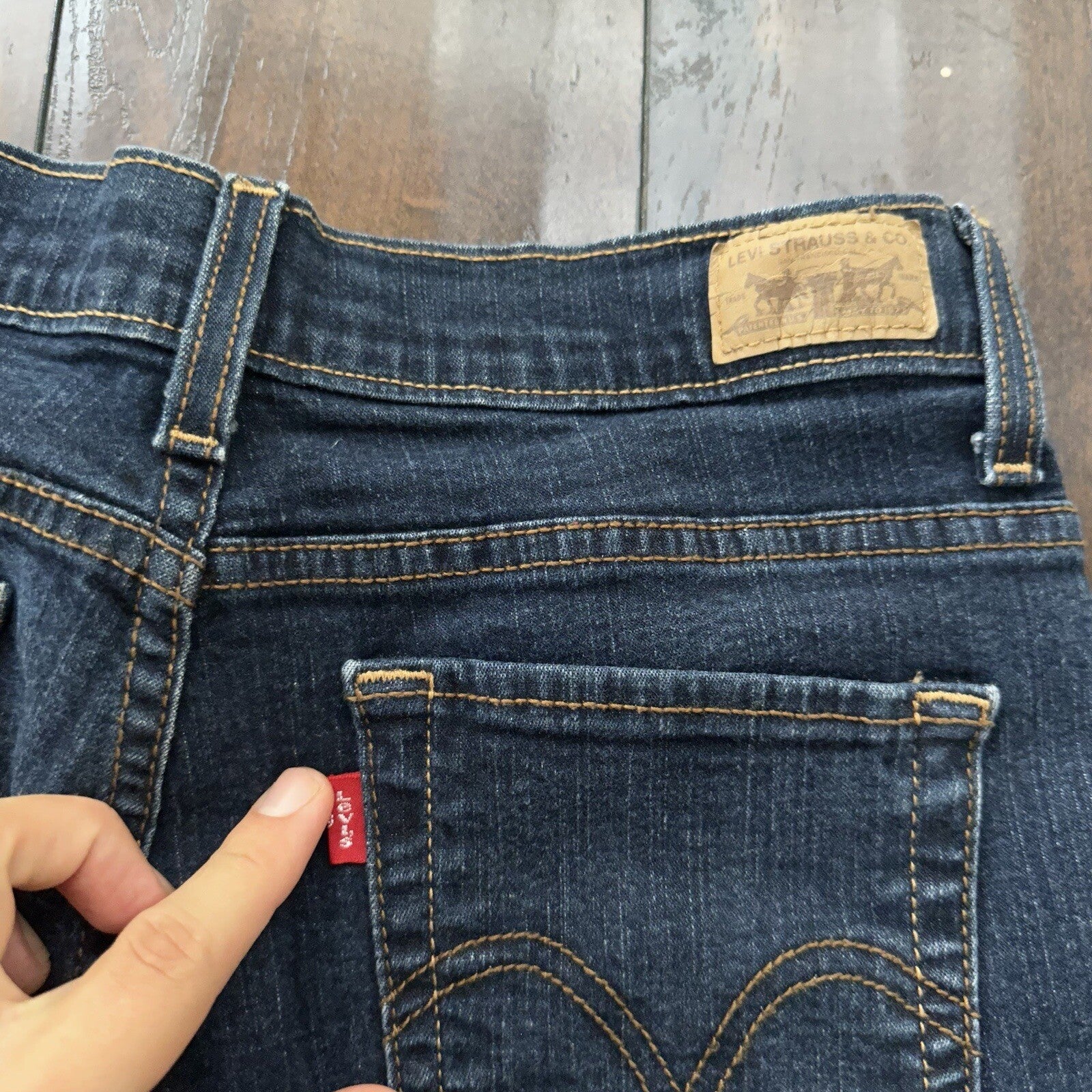 Levis 512 Womens Jeans 6 Blue Slimming Boot Cut Stretch Dark Wash 26x28 Vtg Y2K