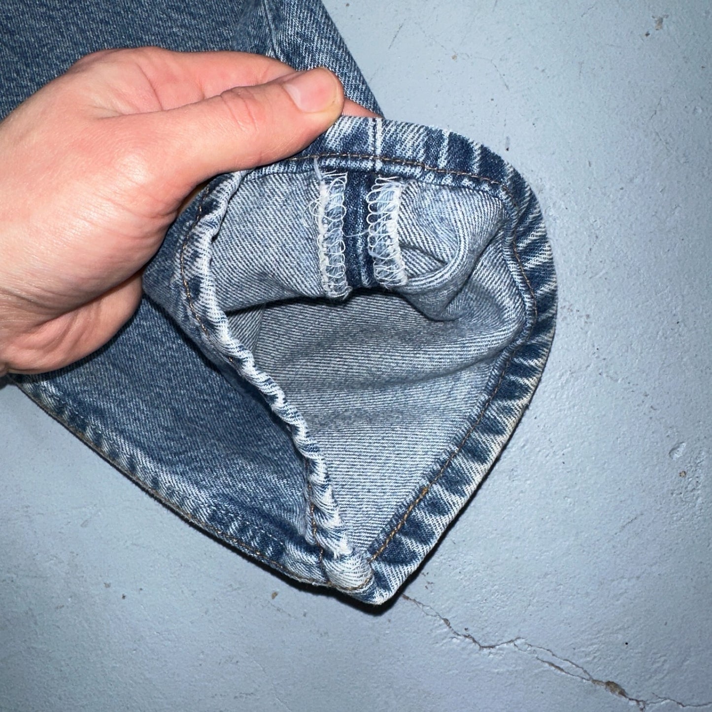 Levis 501 Vintage Y2K XX Straight Leg Jeans 90s Blue Light Wash 34x36 Act 32x34