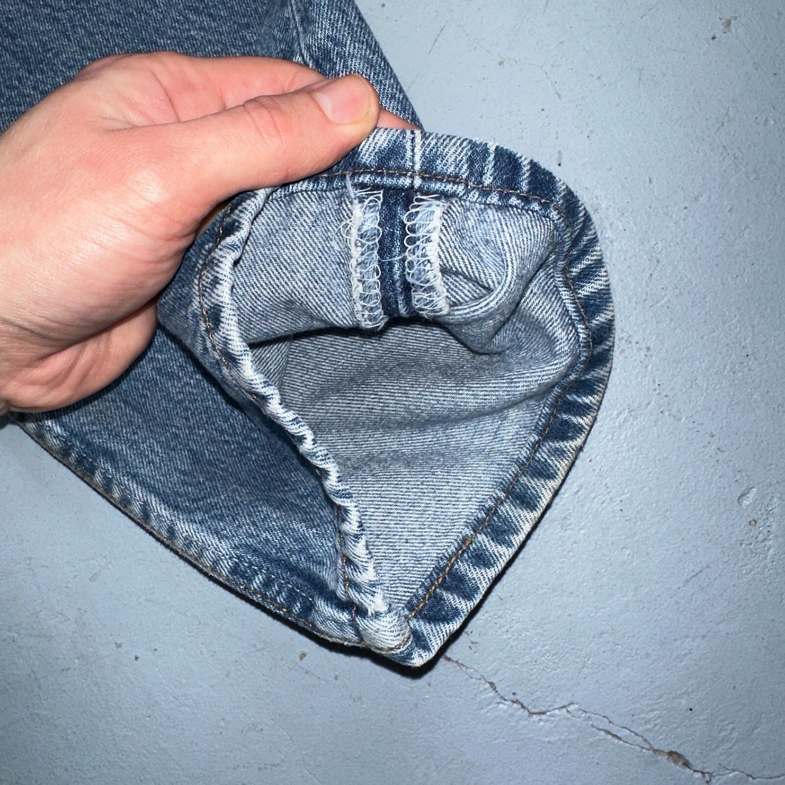 Levis 501 Vintage Y2K XX Straight Leg Jeans 90s Blue Light Wash 34x36 Act 32x34