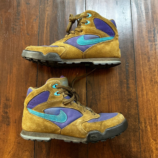 Vtg 90s Nike Caldera Plus Hiking Boots Womens Sz 7.5 Camp Trail Walking Travel