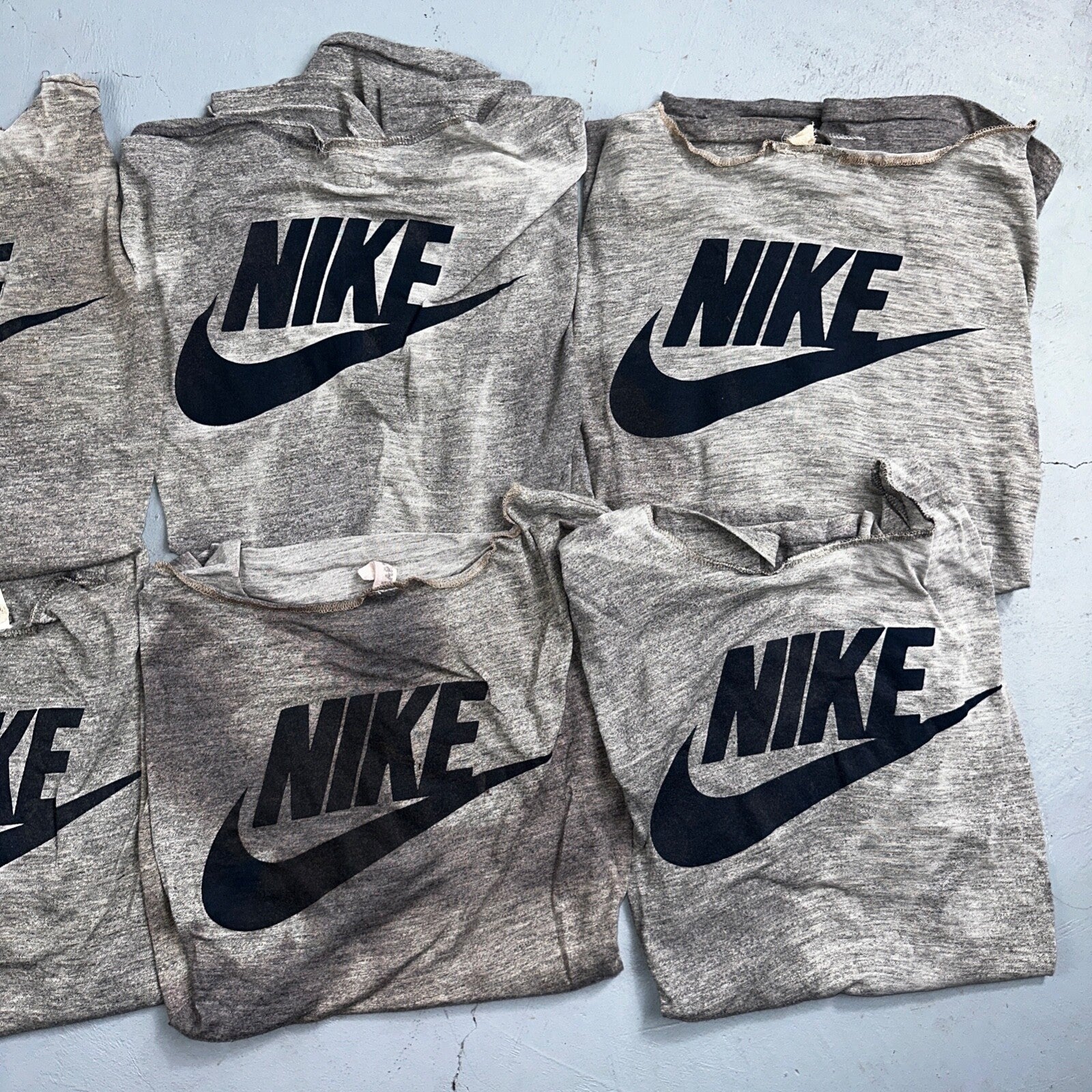 Nike 70s Lot of 8 VTG T Shirt Orange Tag Gray Swoosh Soft Chopped Front Team