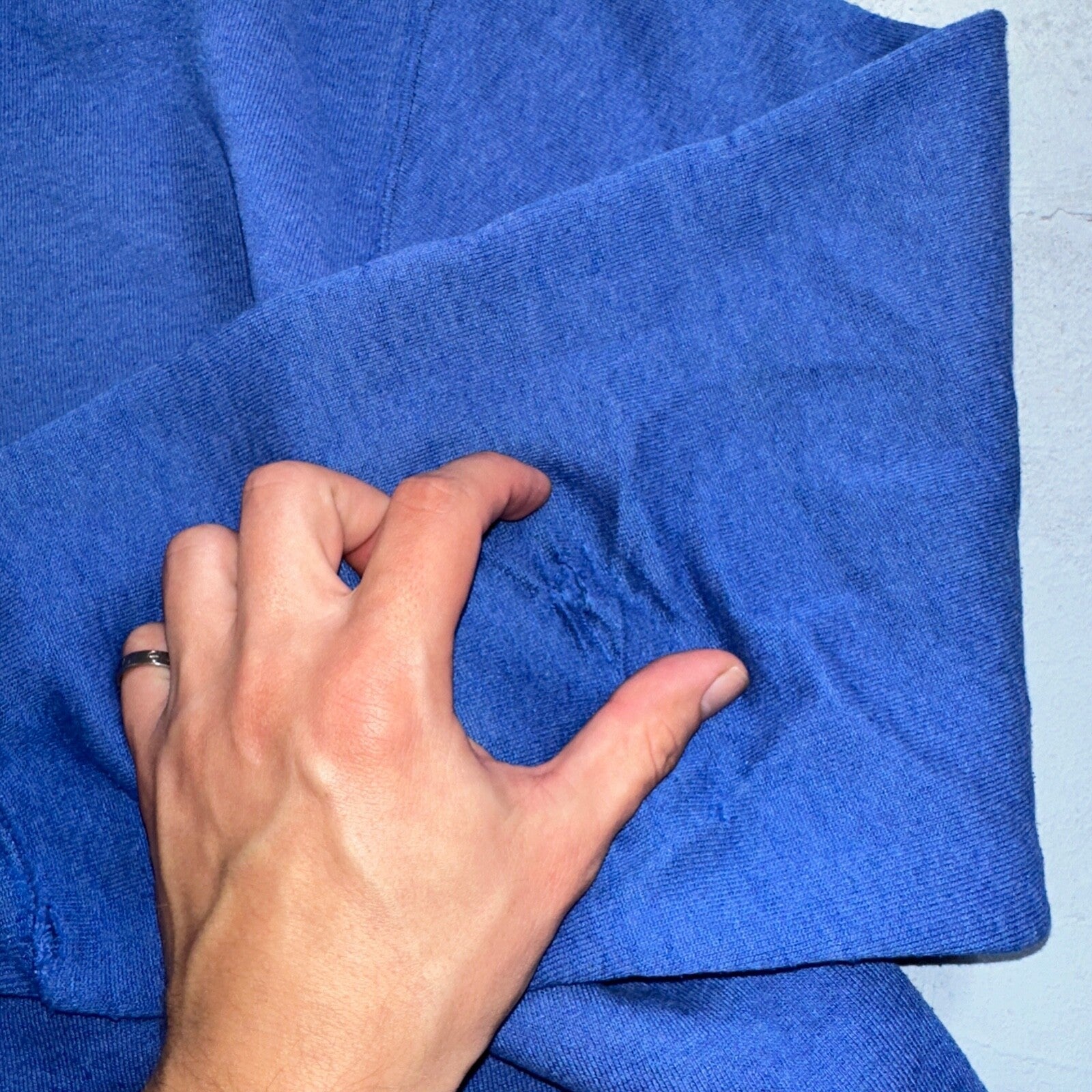 Russell Athletic Thrashed USA Sweatshirt VTG Crewneck L Blue Basic Cool Gym