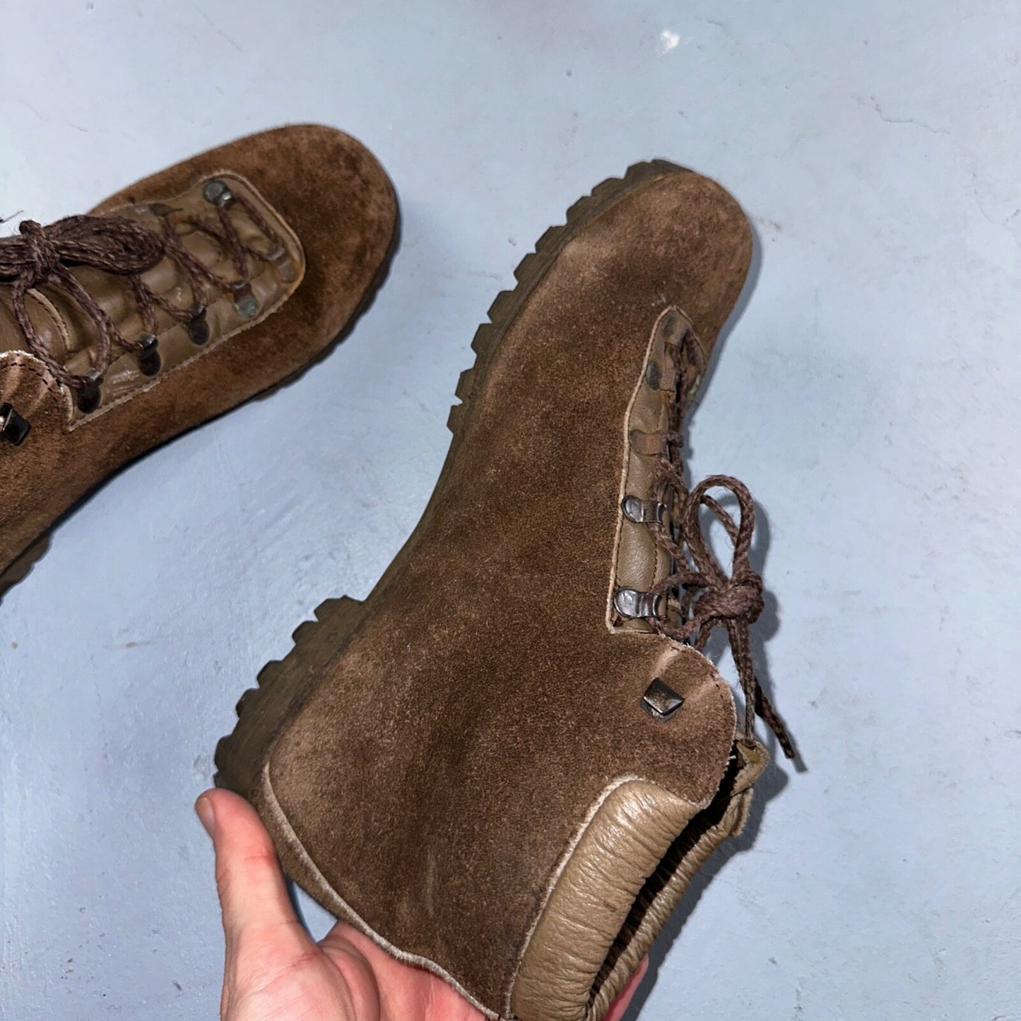 Dunham Waffle Stompers Brown Suede Leather Hiking Boots VTG Italy Size 7.5