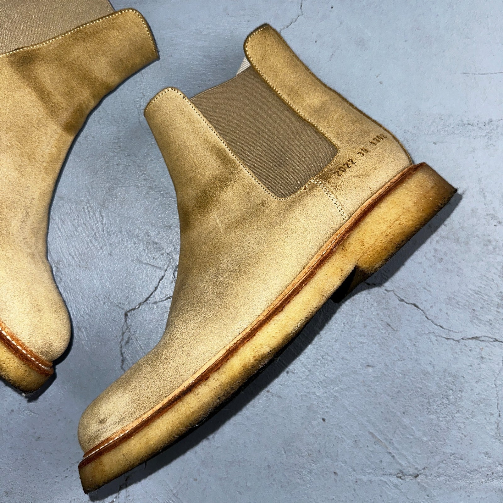 Common Projects Beige Suede Chelsea Workboots Size 39 Mens Tan Authentic