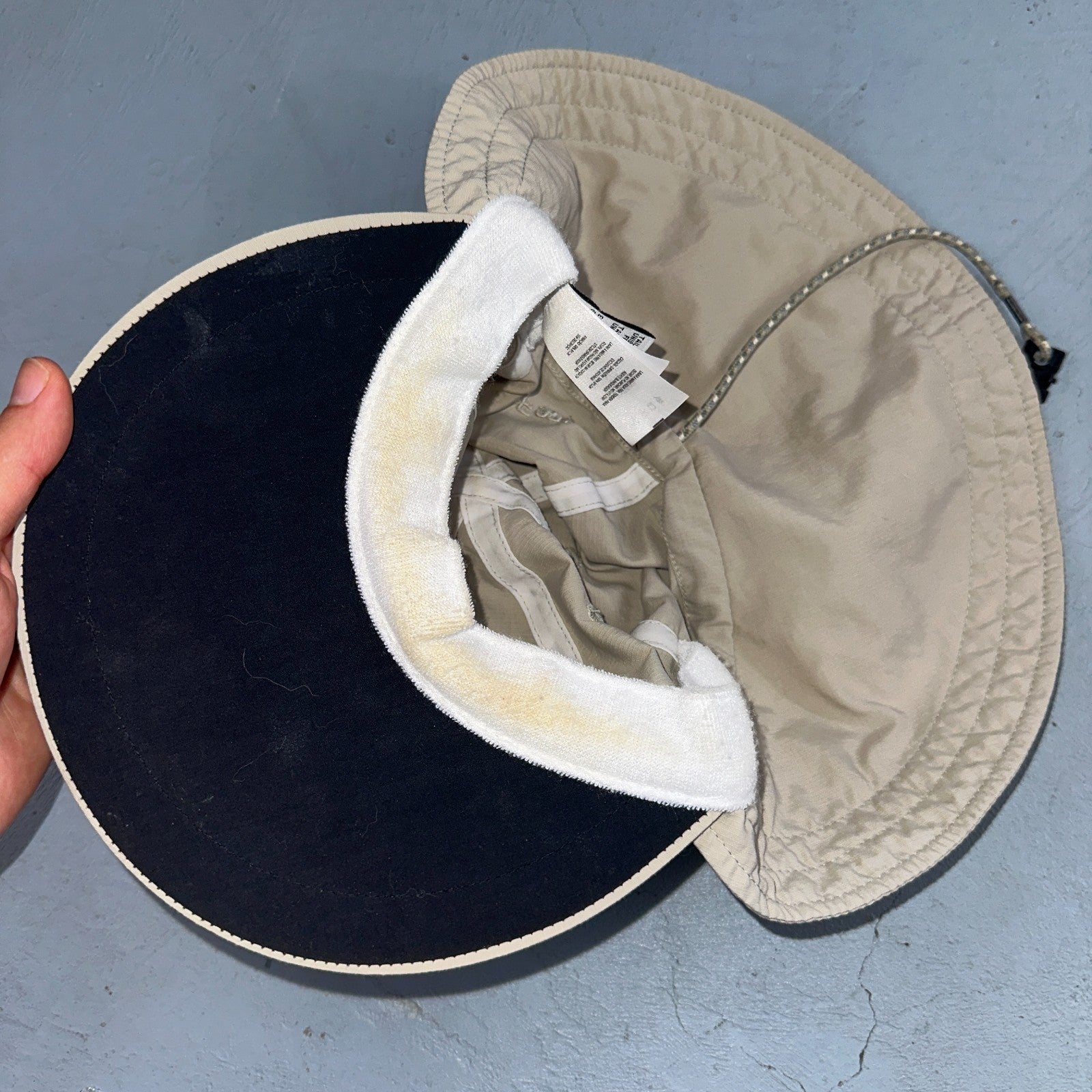 VTG Columbia Hat Cap Adult White Adjustable Wide Brim Neck Cover UPF 30