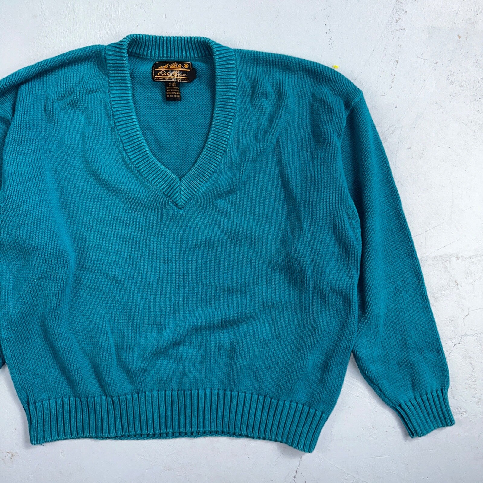 Vintage Eddie Bauer Sweater Mens Large Teal V Neck Pullover Cotton Casual Adult