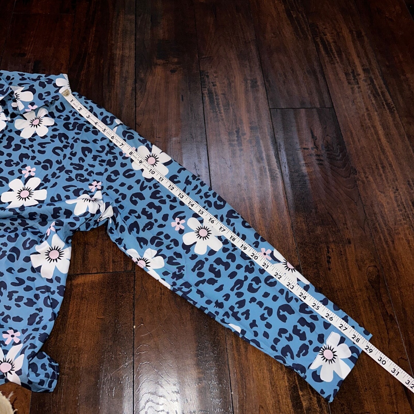 Blue Flowers Multicolor Long Sleeve Collared Button Down Hawaii Shirt Womens M