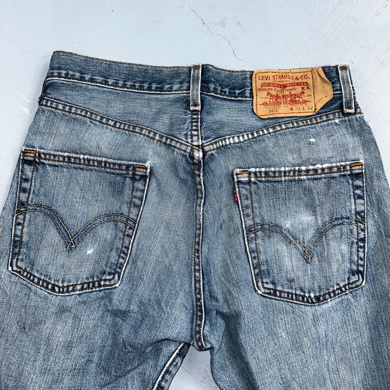 Levis 501 Vintage Y2K Mexico Straight Leg Jeans 31x32 90s Med Wash Act 30x30
