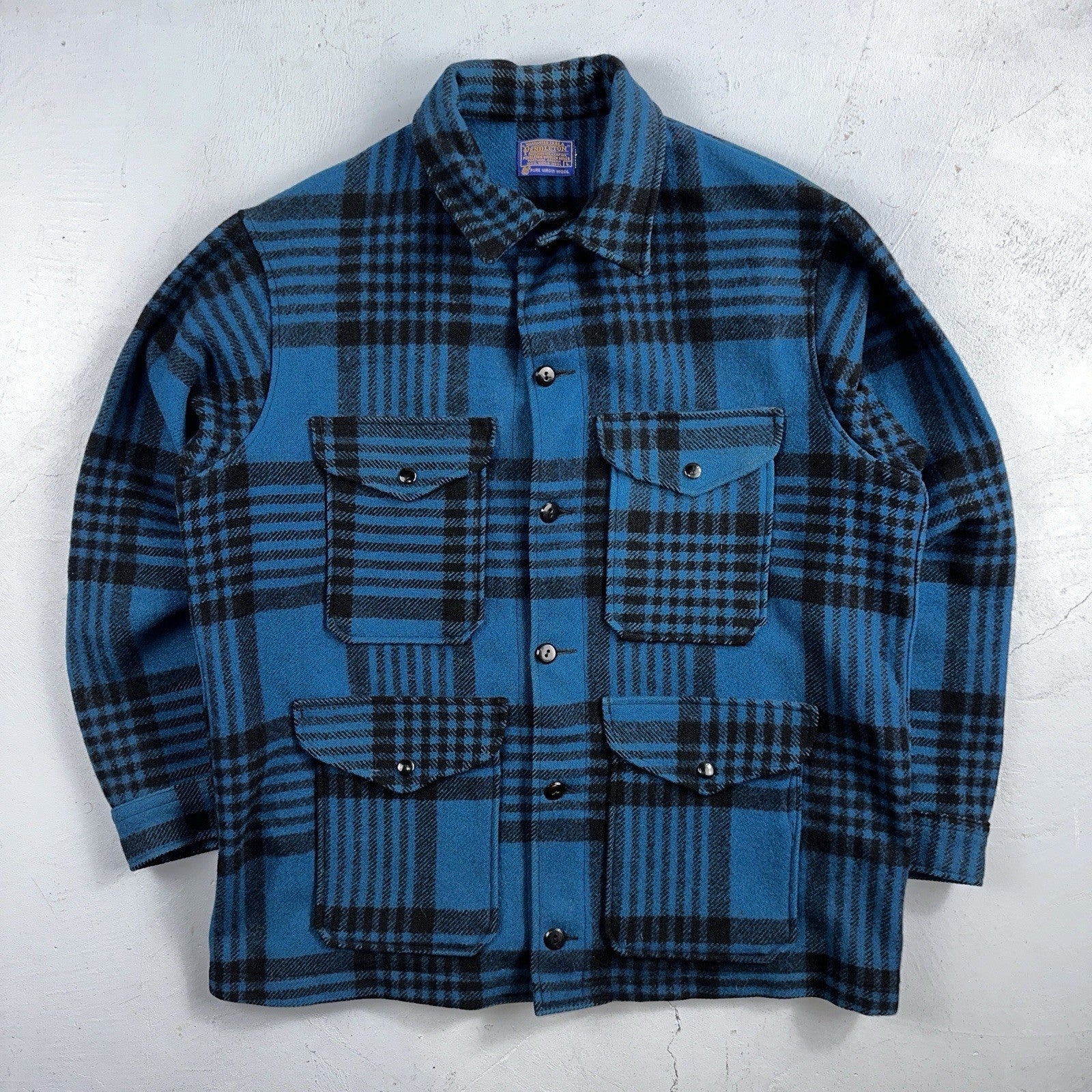 Pendleton Wool Coat Mackinaw VTG Hunting Jacket Blue Plaid Mens Large USA 80s
