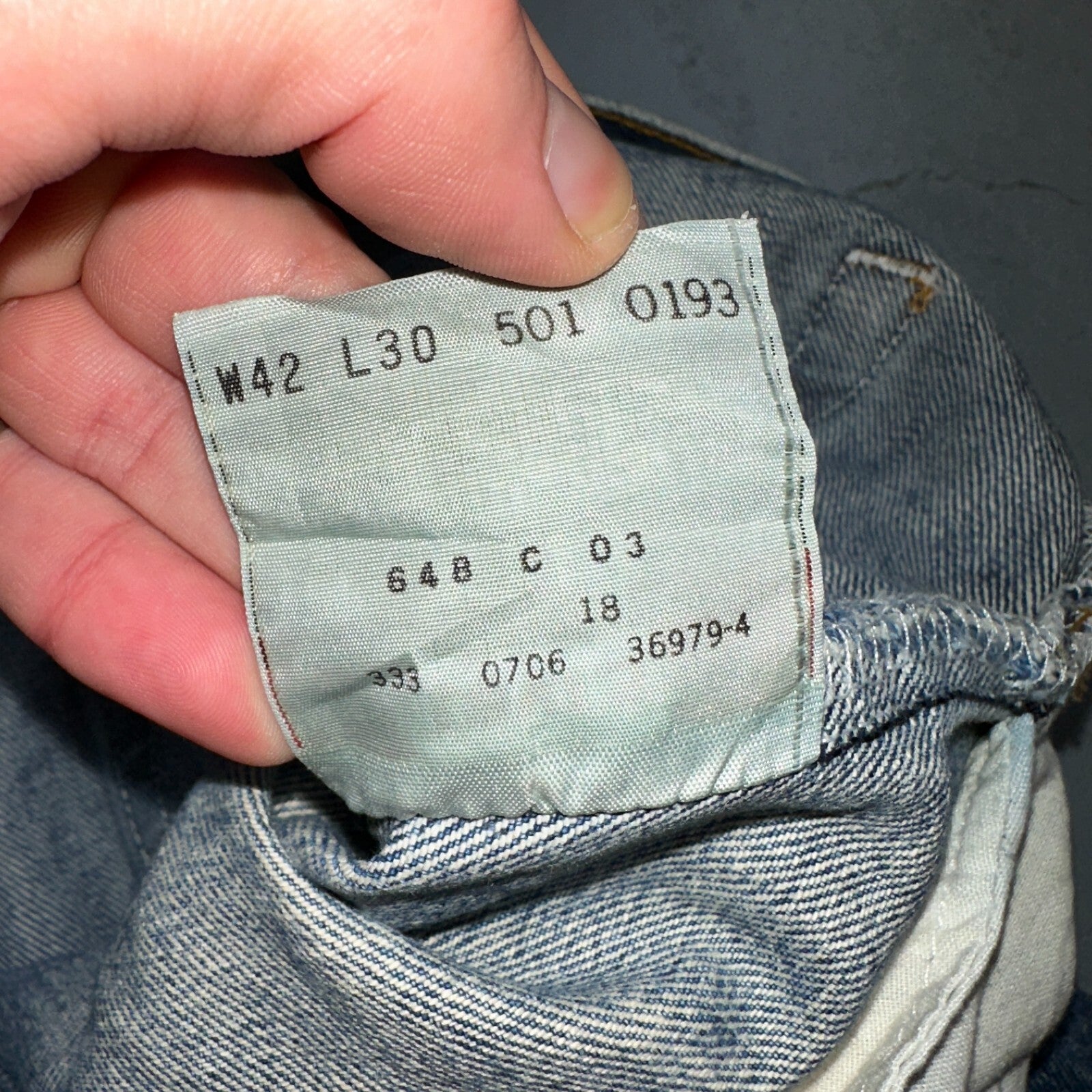 Levis 501 Vintage 90s XX Straight Leg Jeans Y2K Med Wash 42x30 Act 42x31