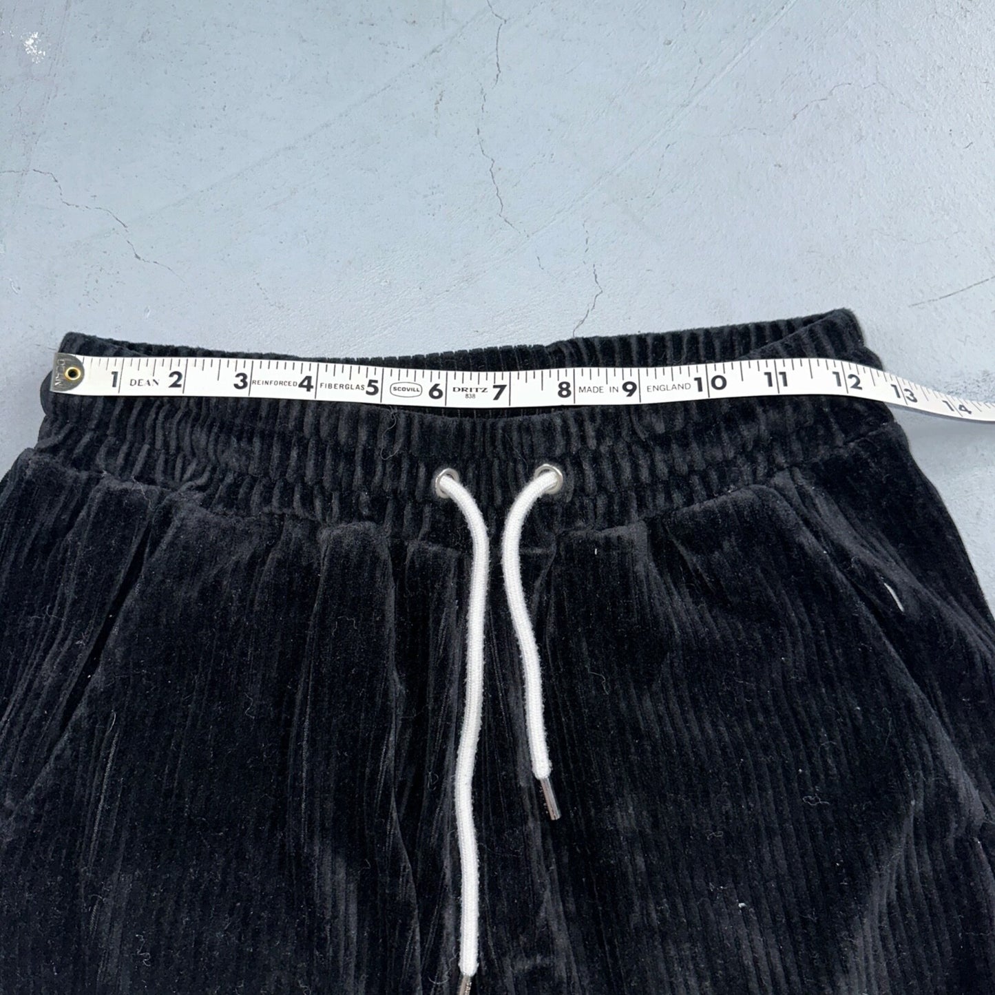 YoungLA Soft Corduroy Black Drawstring Shorts Men's Small Inseam 6" Athletic