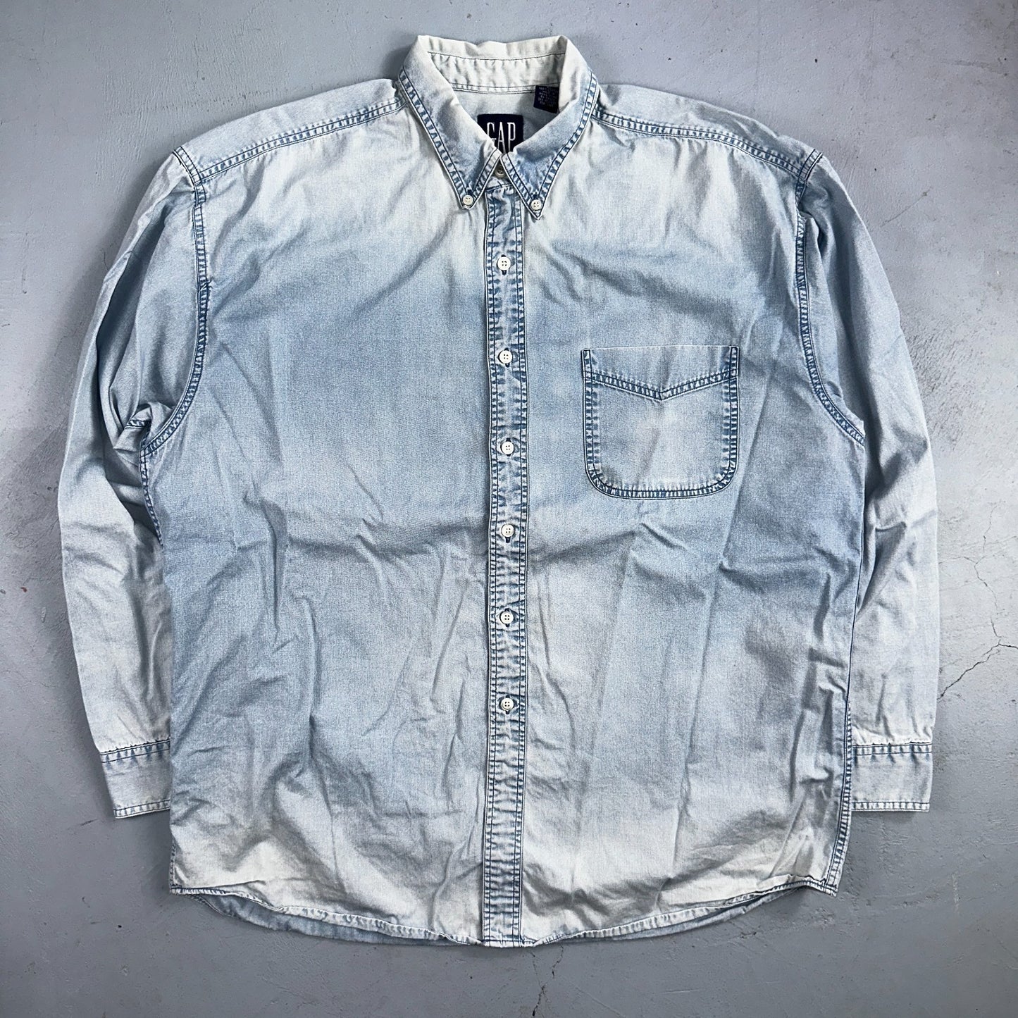 Gap 90s VTG Denim Shirt Mens XL Blue Cotton Casual Standard Button Up Faded