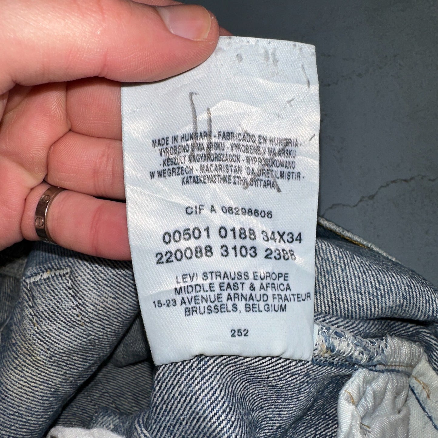 Levis 501 Vintage Y2K XX Straight Leg Jeans Blue Light Wash 34x34 Act 33x33