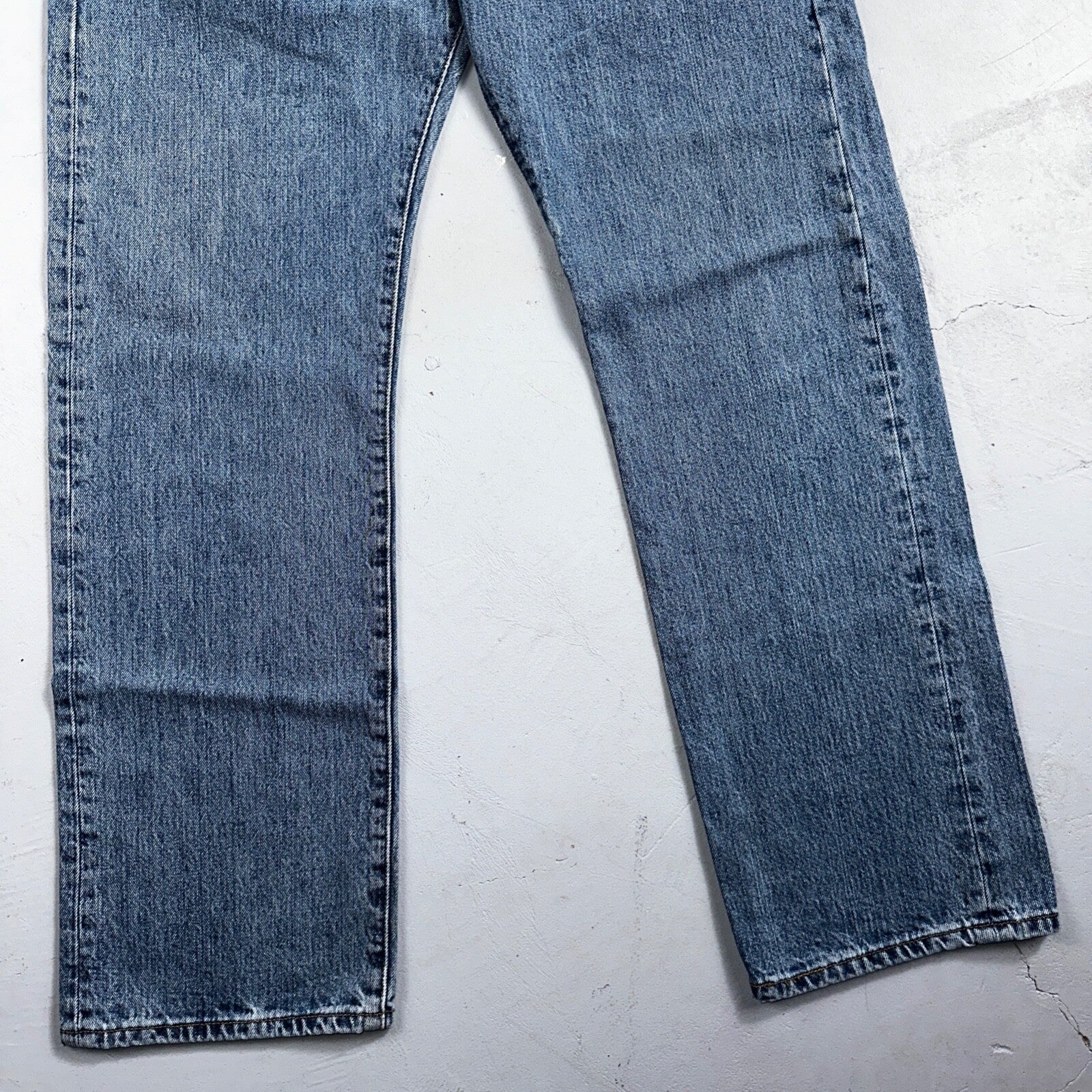 Levis 501 Vintage Y2K XX Straight Leg Jeans 38x32 Med Wash 2000s Act 35x30