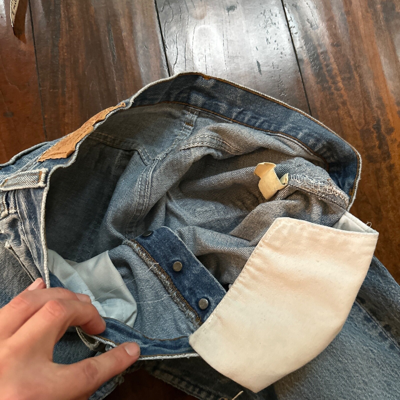 VTG 80s Levis 501 Button Fly 35x32 USA Tag Jeans Straight Wash Blue XX Act 31x31