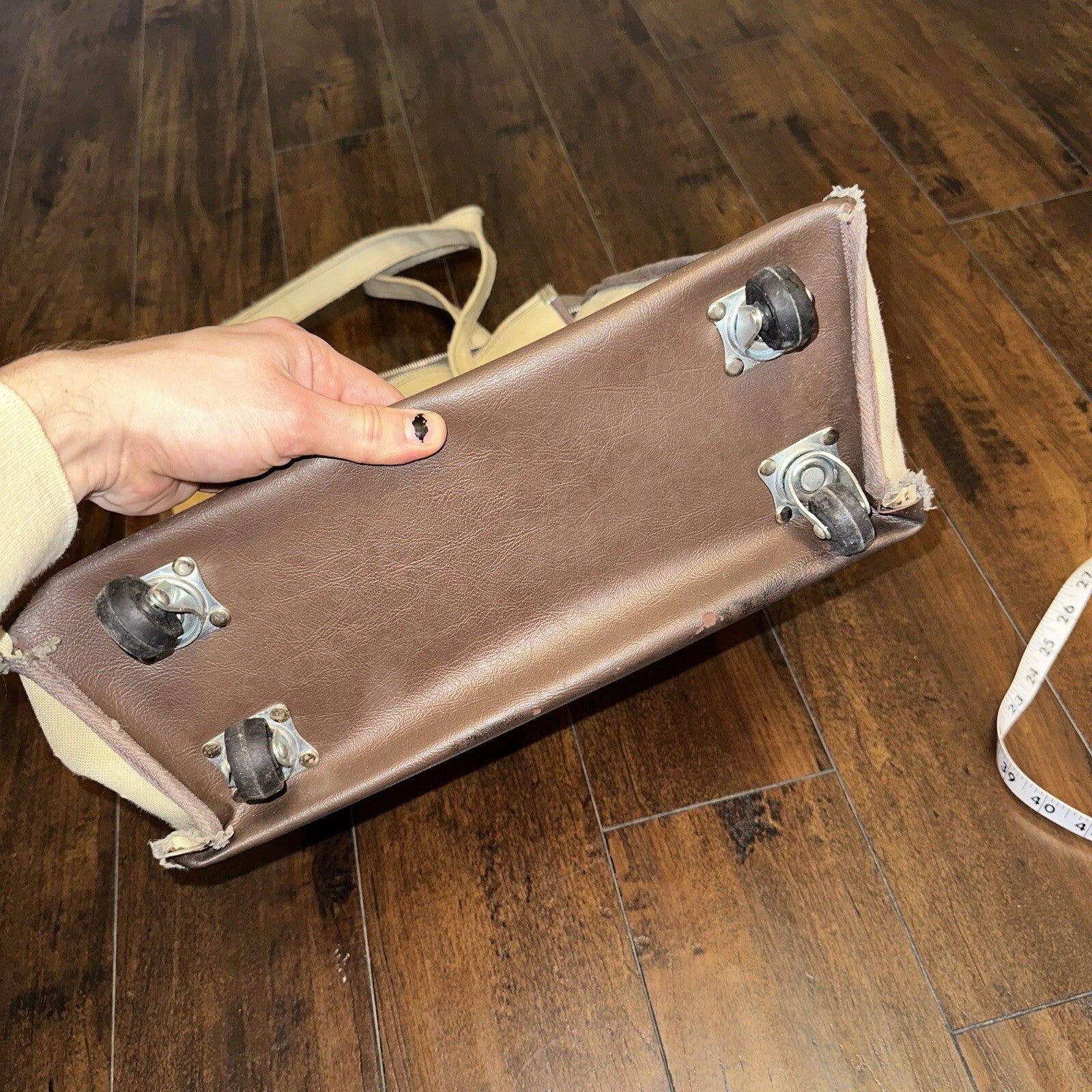 Vintage Skyway Travel Bag With Wheels Carry-on Luggage 70s 1970s LV Flight DTR