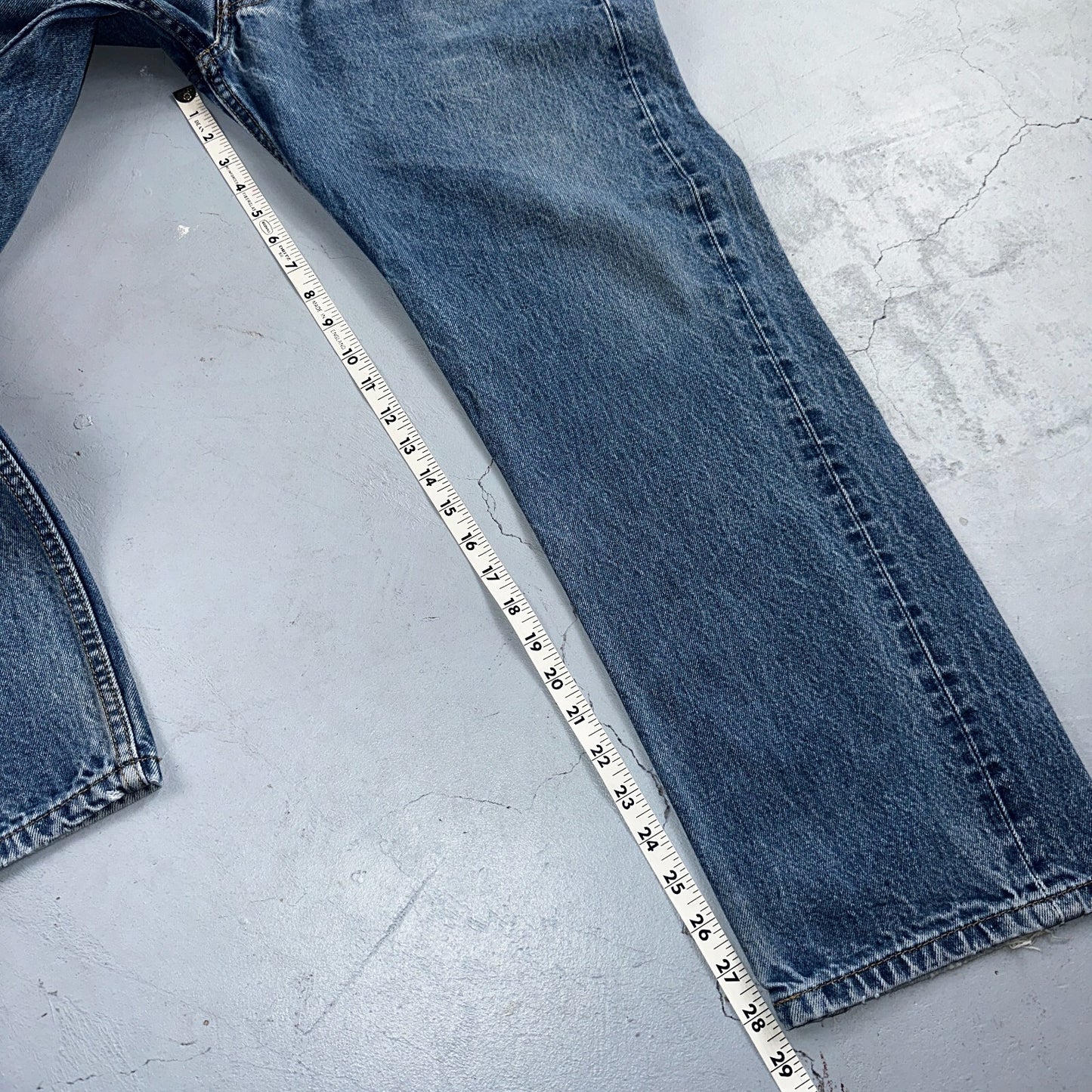 Levis 501 Vintage Y2K Mexico Straight Leg Jeans 38x32 90s Med Wash Act 36x28