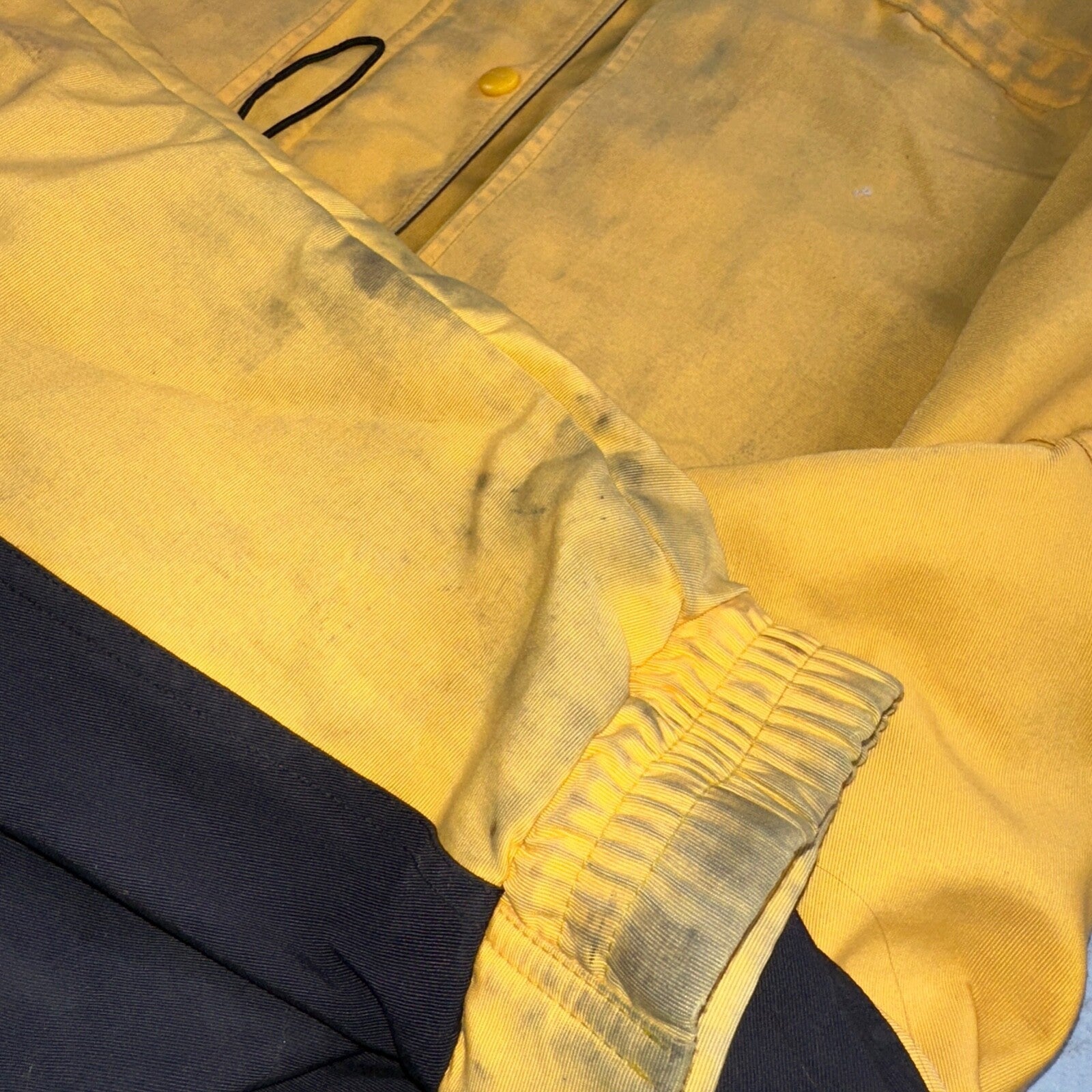 Carhartt C48 YLW Workwear Jacket Stains Mesh Lined Full Zip Hooded XL Yellow