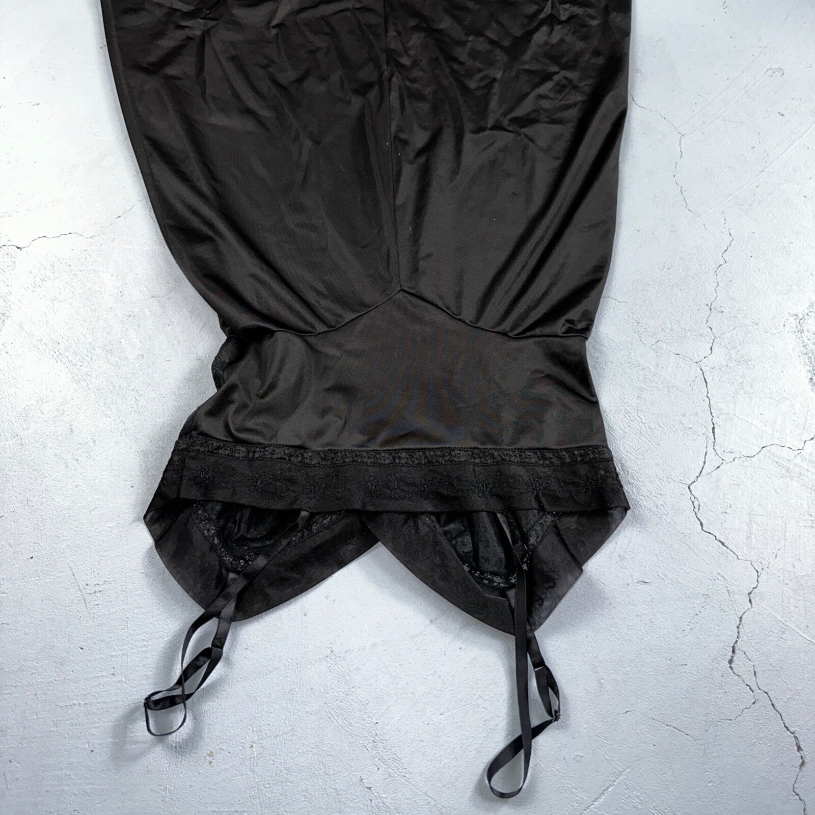 VTG Vanity Fair 1970s Lingerie Slip Dress Sleepwear Full Sweep Nightgown Lace